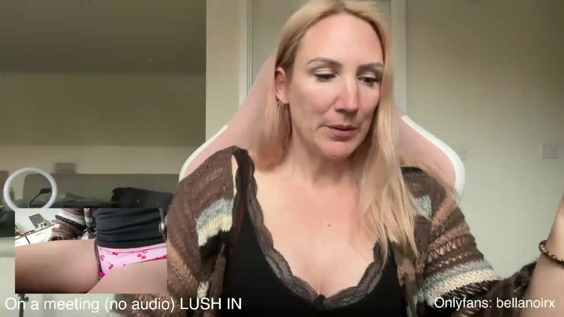 Gallery image thumbnail from Bellanoirxx's myfreecams stream on, 05/19/2026, 09:13 image 2 of 20