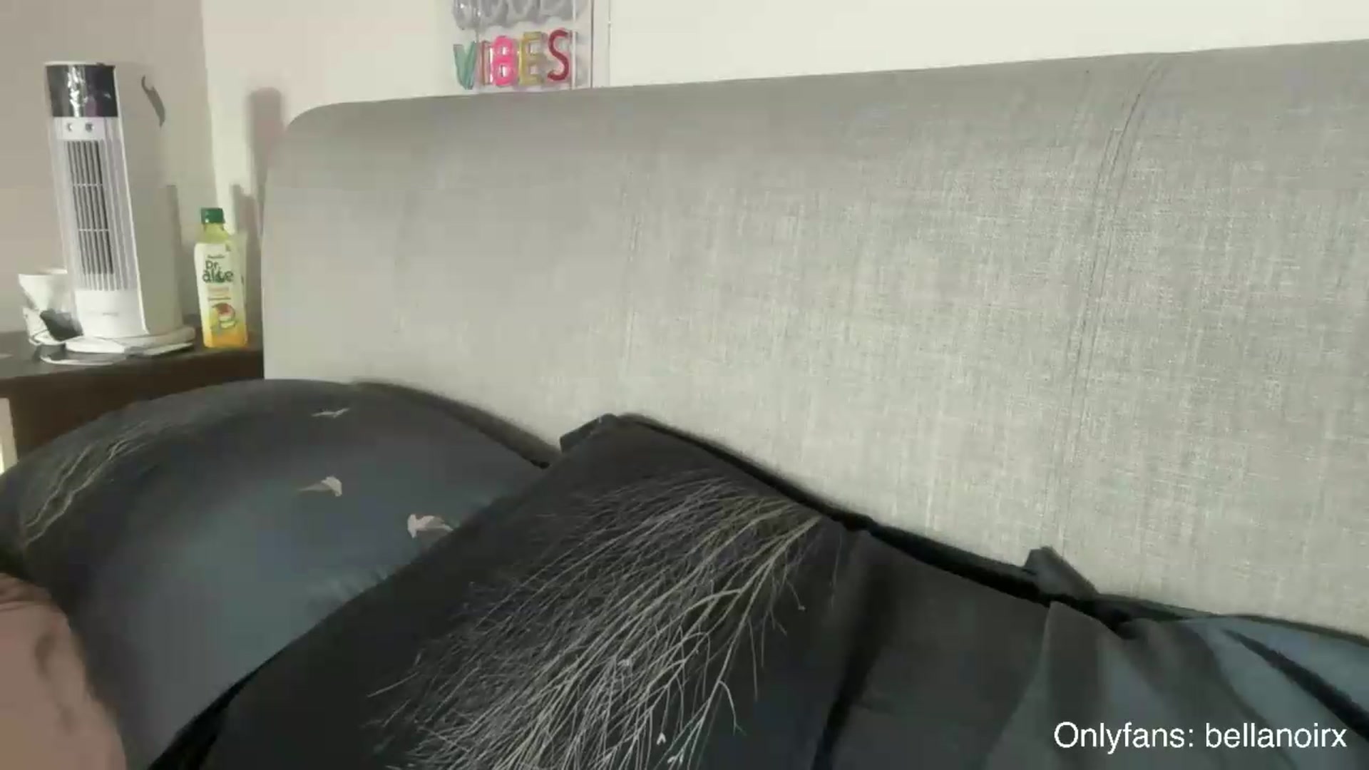 Gallery image thumbnail from Bellanoirxx's myfreecams stream on, 05/20/2026, 05:19 image 11 of 20