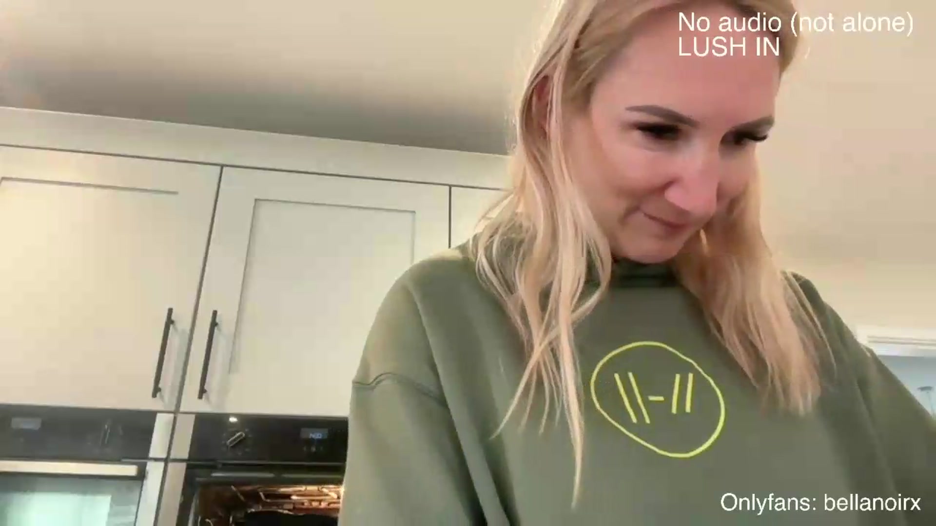 Gallery image thumbnail from Bellanoirxx's myfreecams stream on, 05/21/2026, 12:59 image 20 of 20