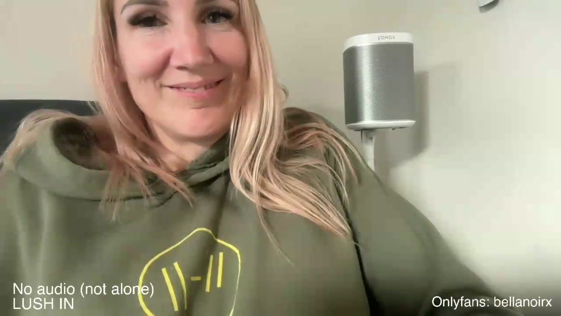 Gallery image thumbnail from Bellanoirxx's myfreecams stream on, 05/21/2026, 17:19 image 20 of 20