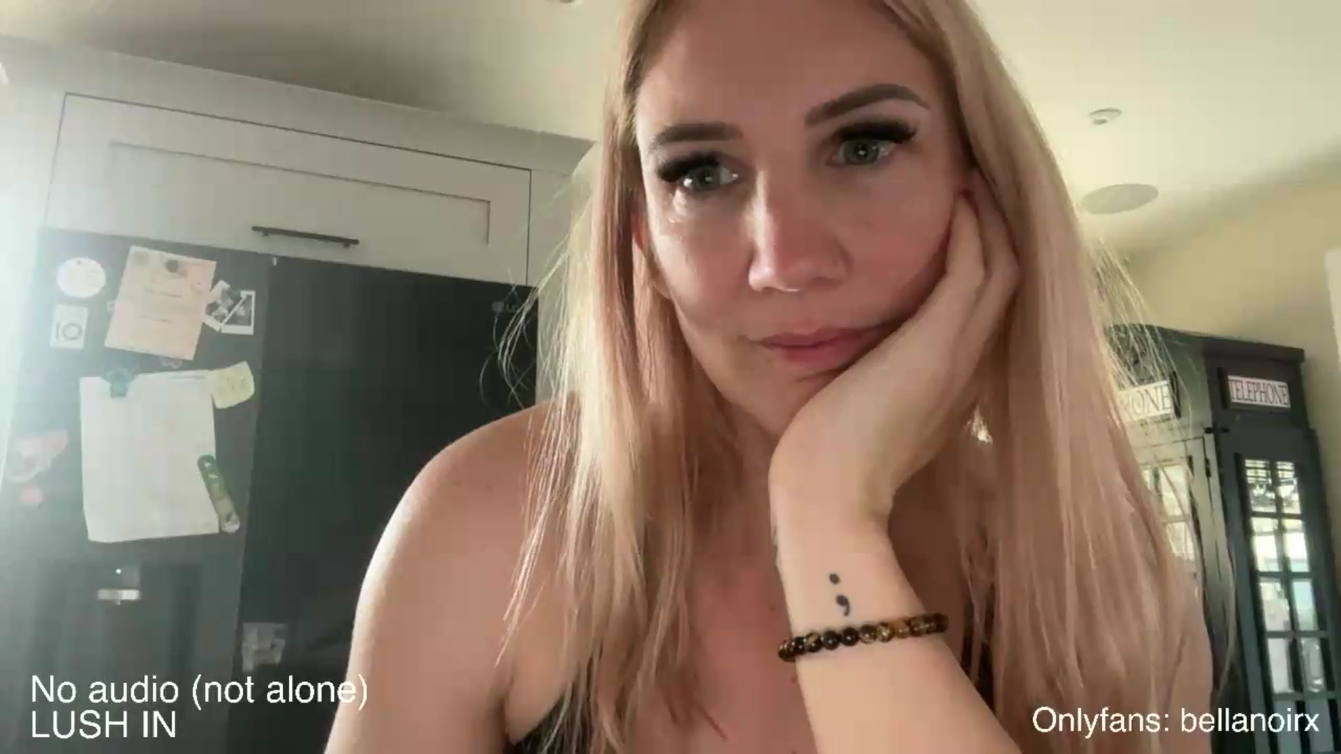 Gallery image thumbnail from Bellanoirxx's myfreecams stream on, 05/23/2026, 08:04 image 17 of 20