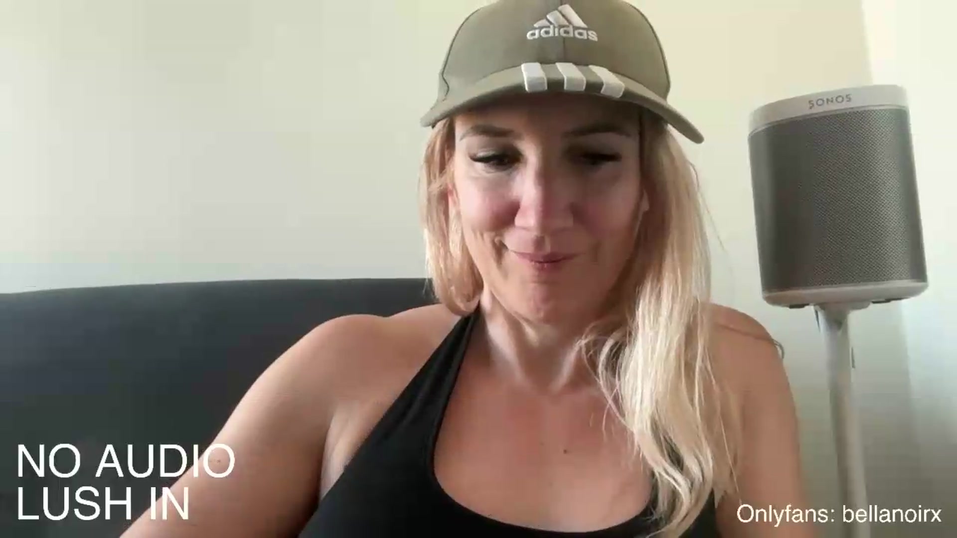 Gallery image thumbnail from Bellanoirxx's myfreecams stream on, 05/26/2026, 10:12 image 19 of 20