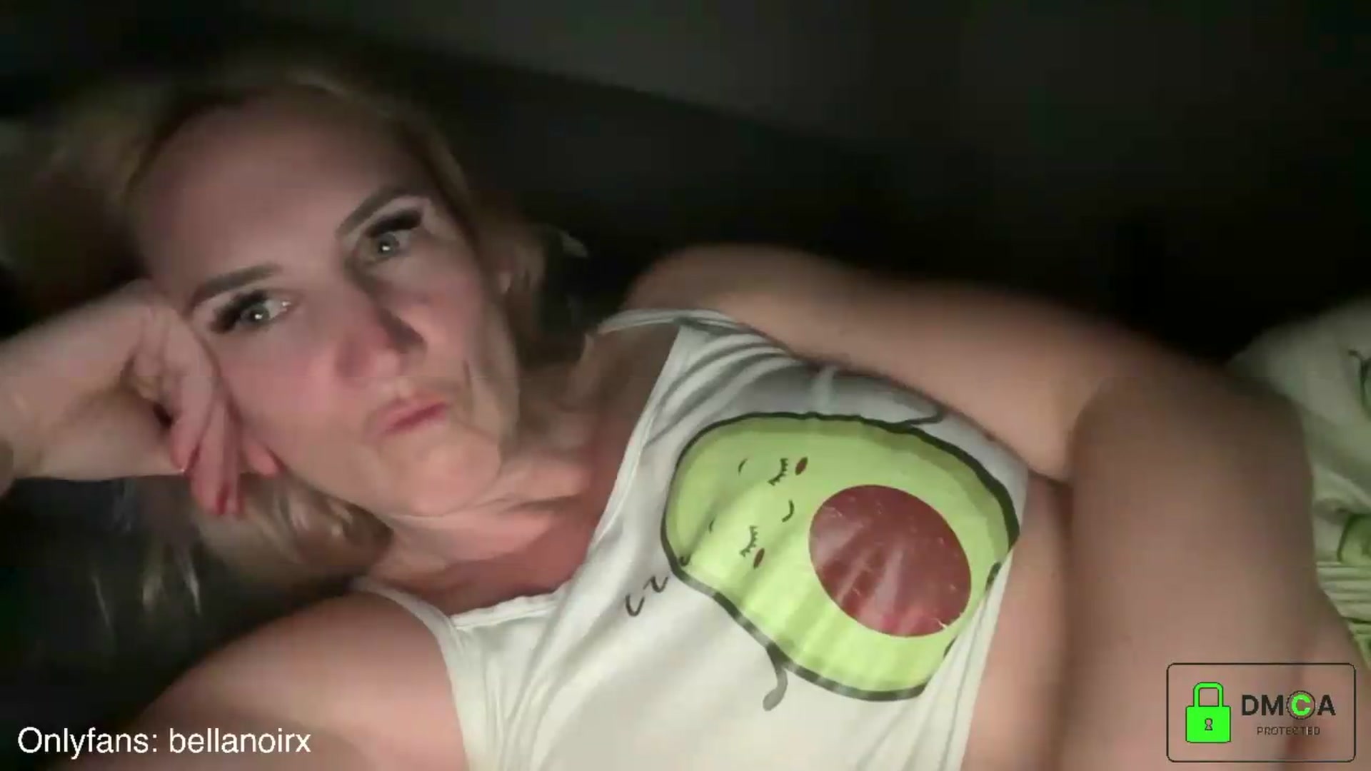 Gallery image thumbnail from Bellanoirxx's myfreecams stream on, 05/28/2026, 01:12 image 2 of 20