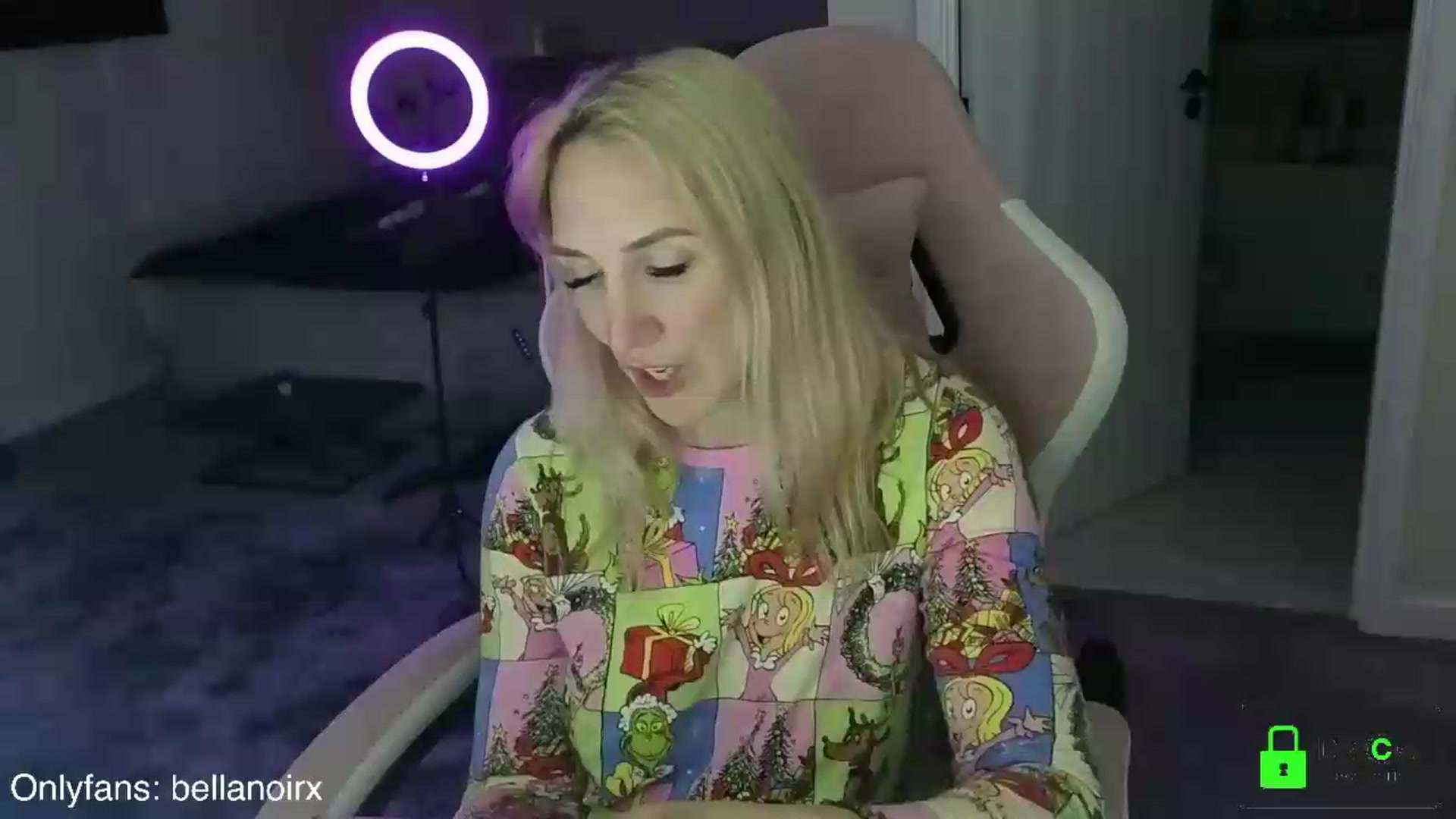 Gallery image thumbnail from Bellanoirxx's myfreecams stream on, 06/09/2026, 24:01 image 18 of 20