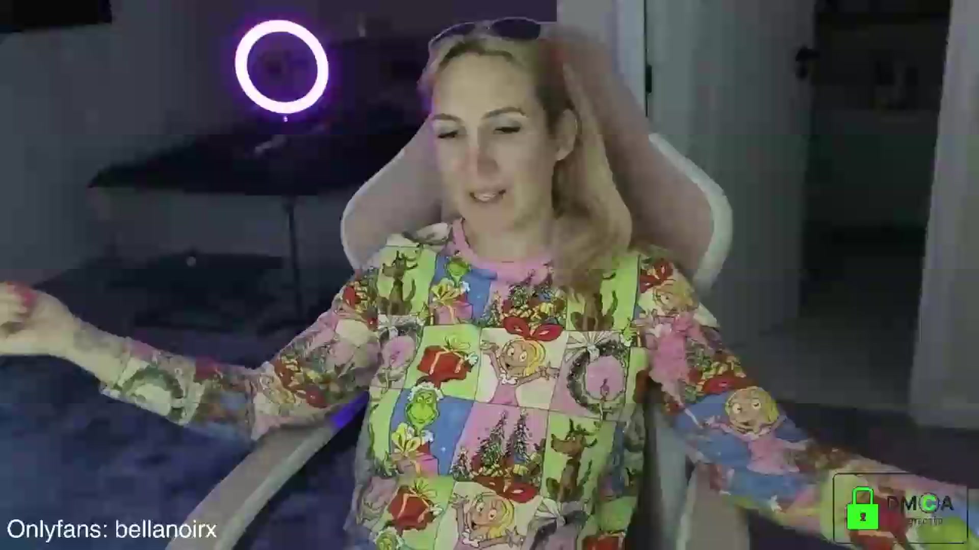 Gallery image thumbnail from Bellanoirxx's myfreecams stream on, 06/09/2026, 24:01 image 12 of 20
