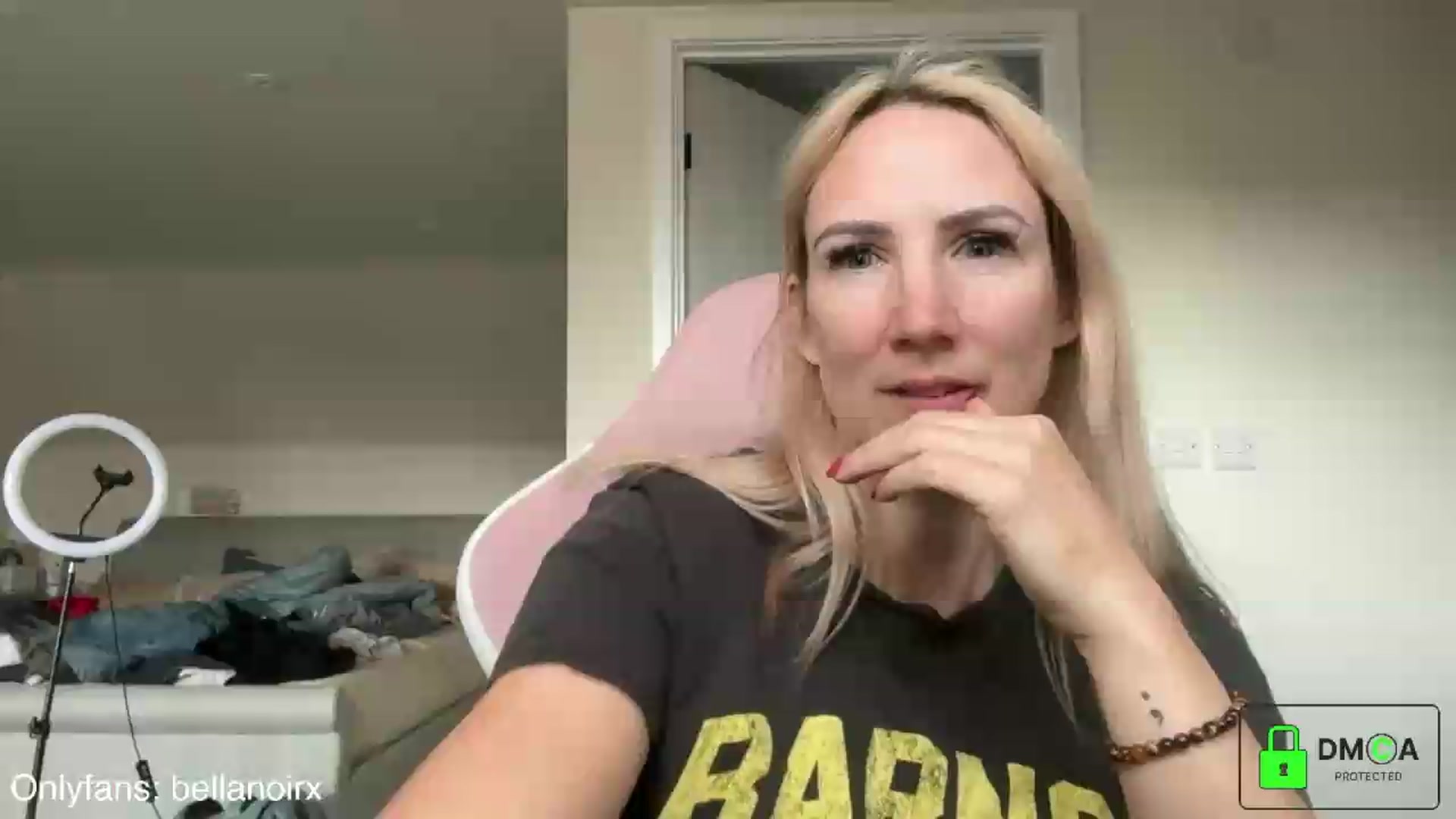 Gallery image thumbnail from Bellanoirxx's myfreecams stream on, 06/09/2026, 09:05 image 1 of 20