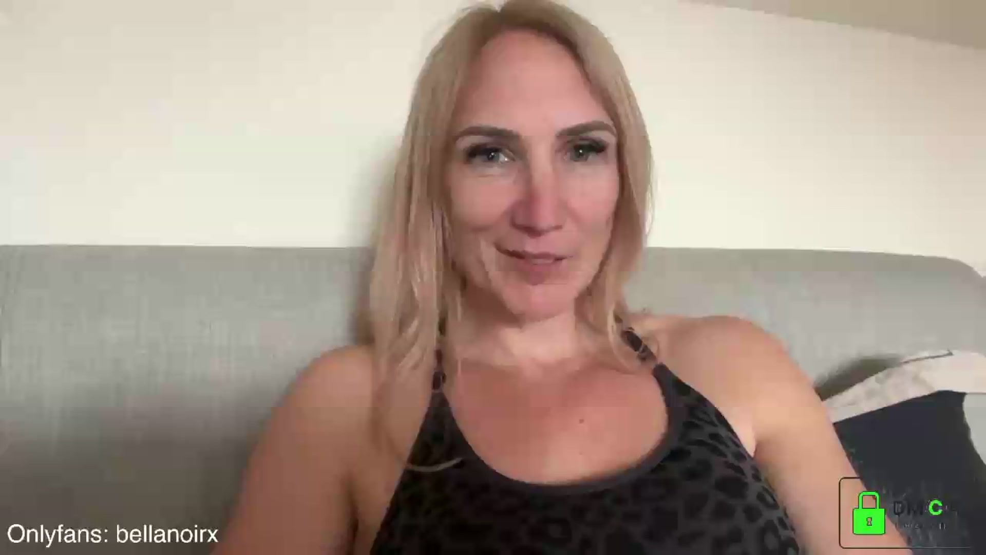Gallery image thumbnail from Bellanoirxx's myfreecams stream on, 06/11/2026, 14:26 image 10 of 20