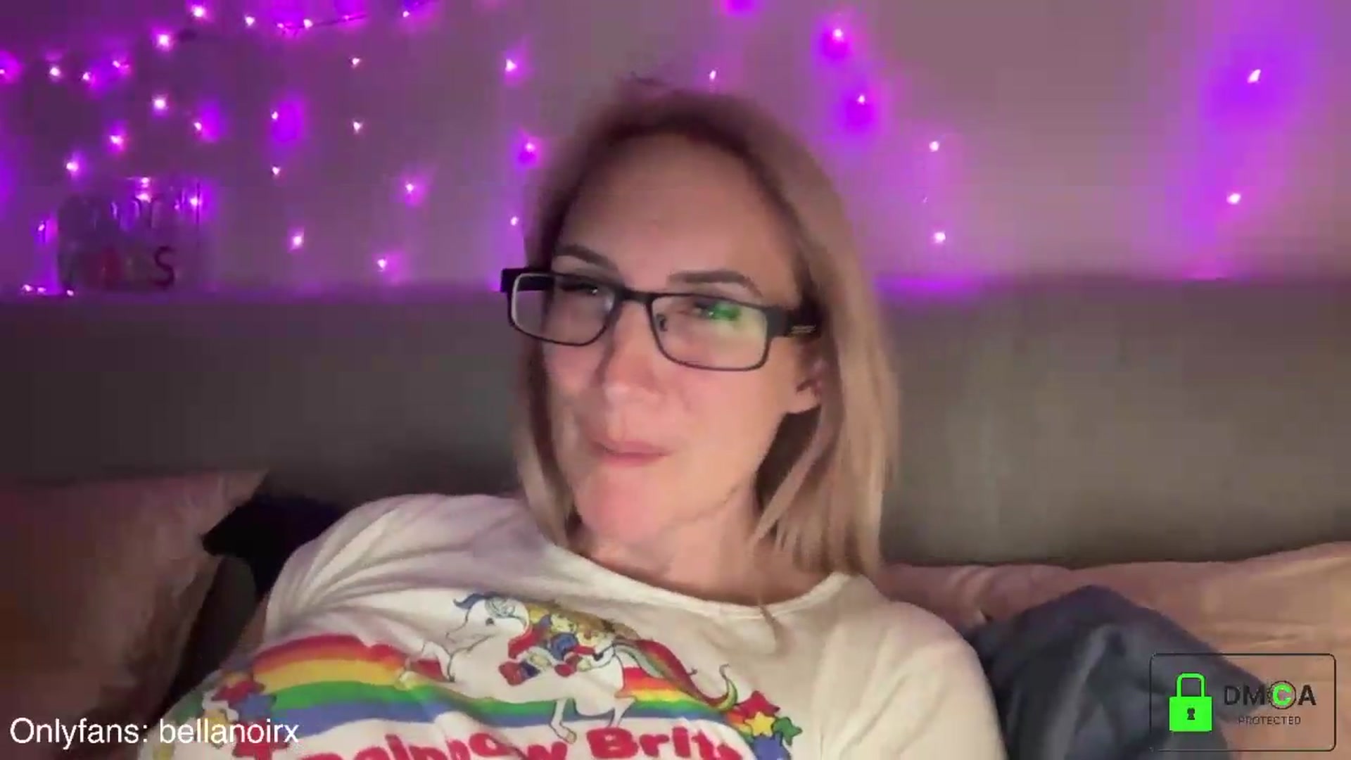 Gallery image thumbnail from Bellanoirxx's myfreecams stream on, 06/12/2026, 23:11 image 9 of 20