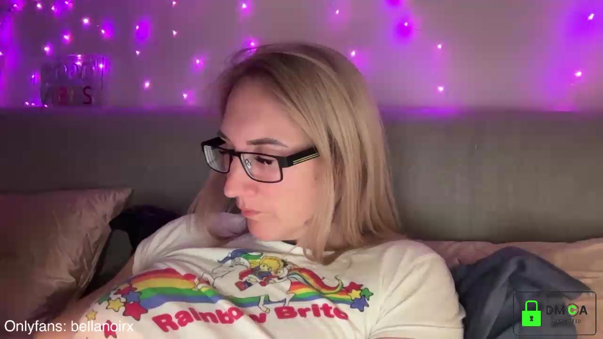 Gallery image thumbnail from Bellanoirxx's myfreecams stream on, 06/12/2026, 23:11 image 20 of 20