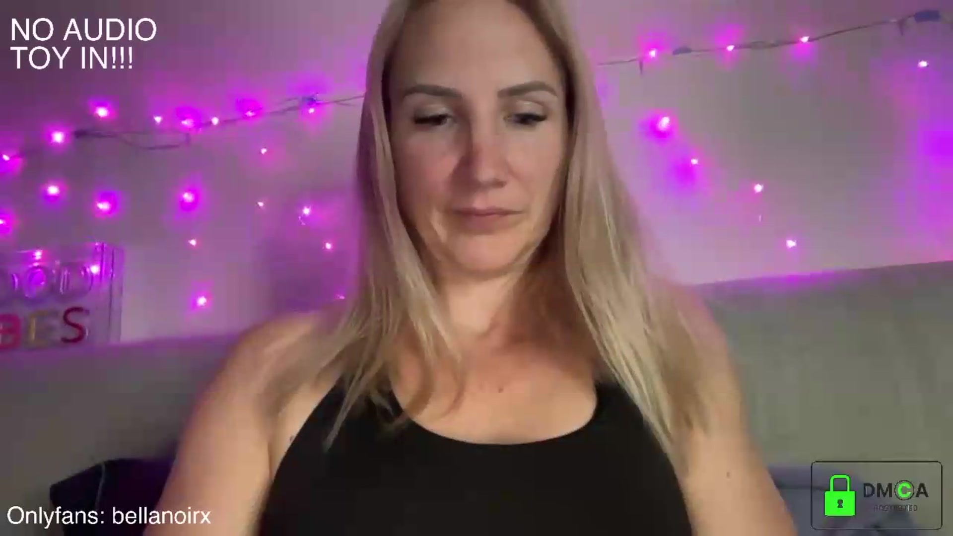 Gallery image thumbnail from Bellanoirxx's myfreecams stream on, 06/15/2026, 21:56 image 12 of 20