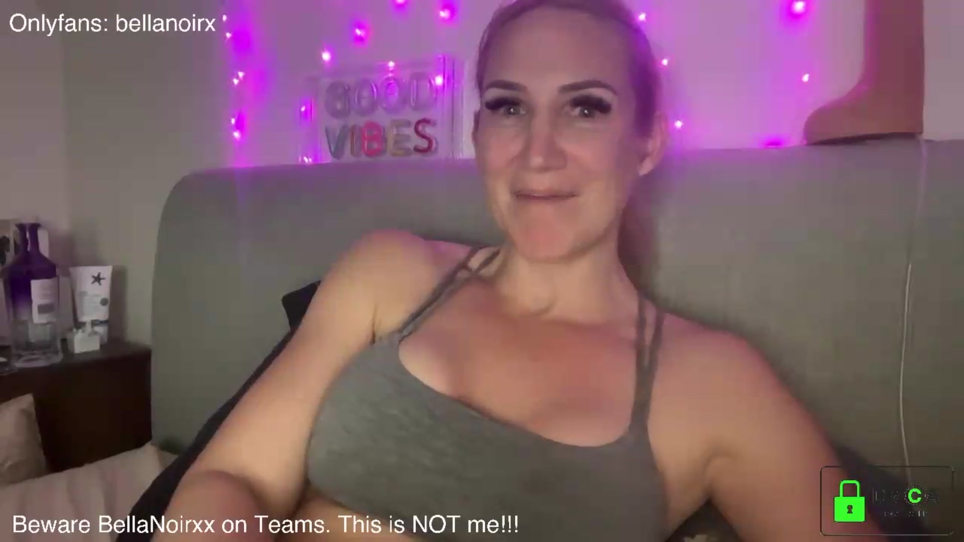 Gallery image thumbnail from Bellanoirxx's myfreecams stream on, 06/18/2026, 22:27 image 16 of 20