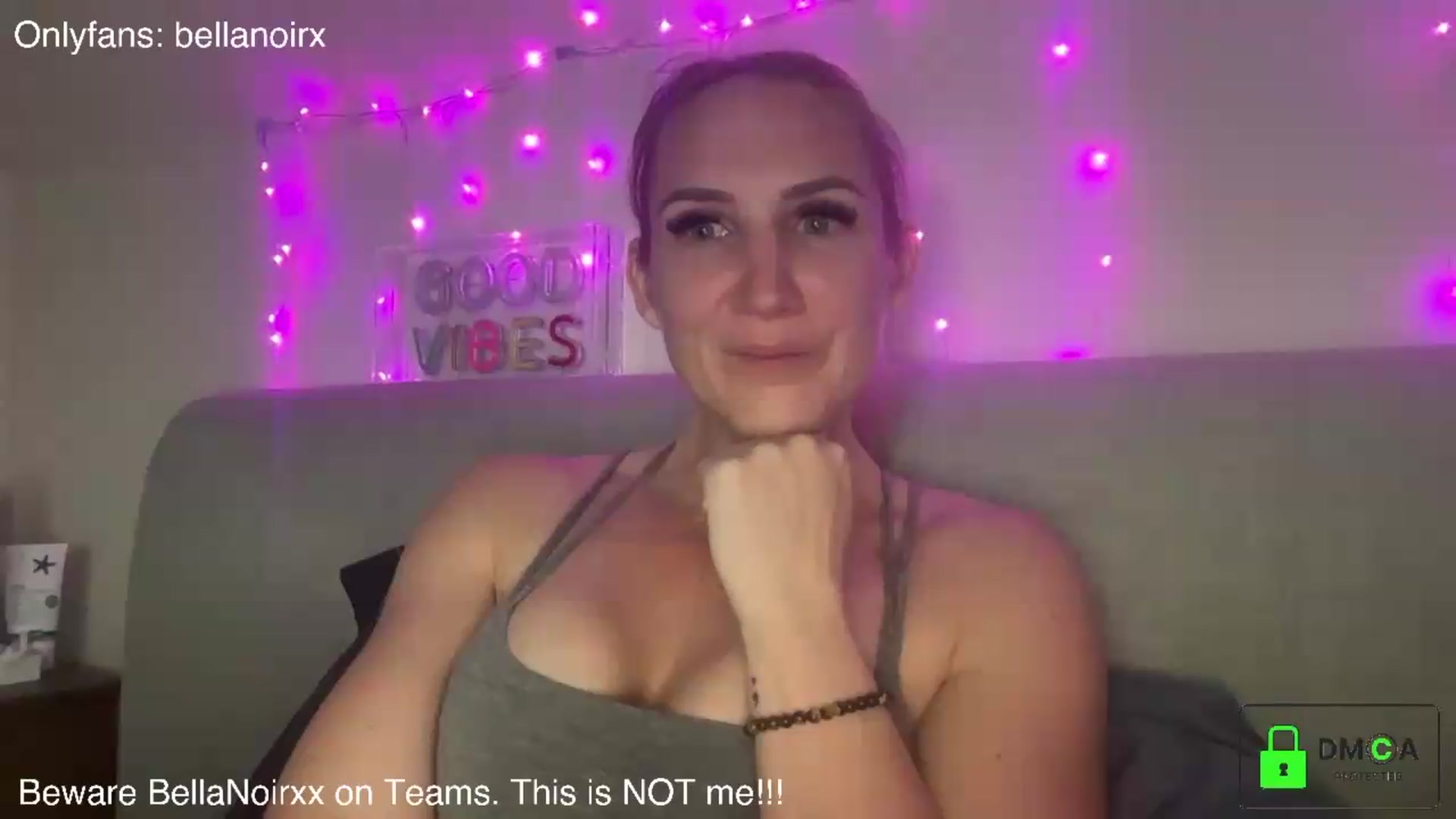 Gallery image thumbnail from Bellanoirxx's myfreecams stream on, 06/18/2026, 22:27 image 4 of 20