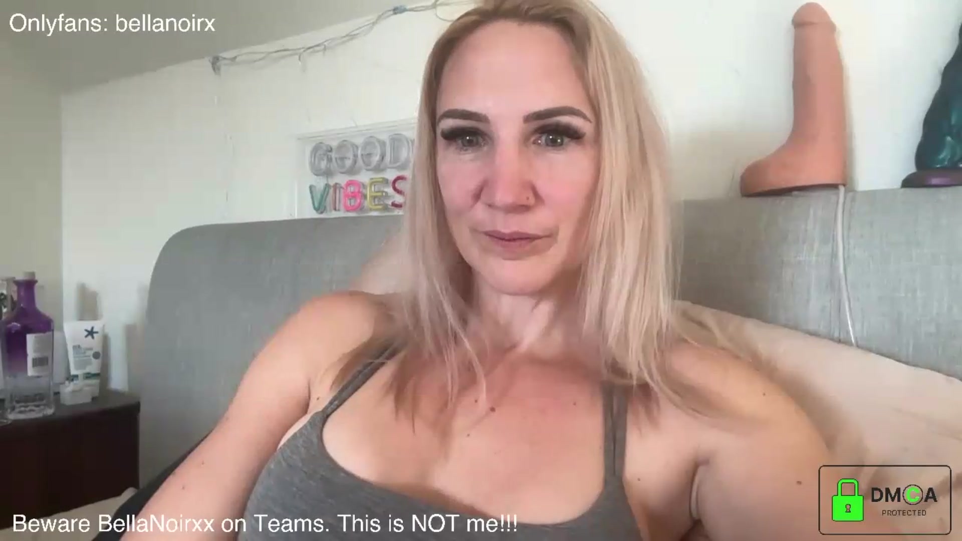 Gallery image thumbnail from Bellanoirxx's myfreecams stream on, 06/19/2026, 06:09 image 13 of 20