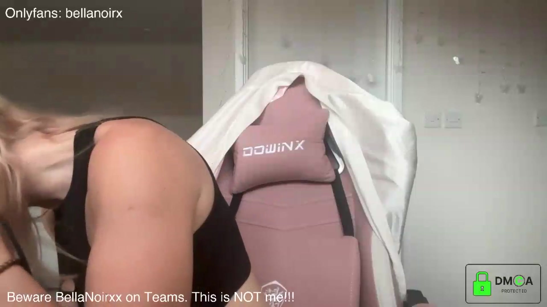 Gallery image thumbnail from Bellanoirxx's myfreecams stream on, 06/20/2026, 11:07 image 9 of 20