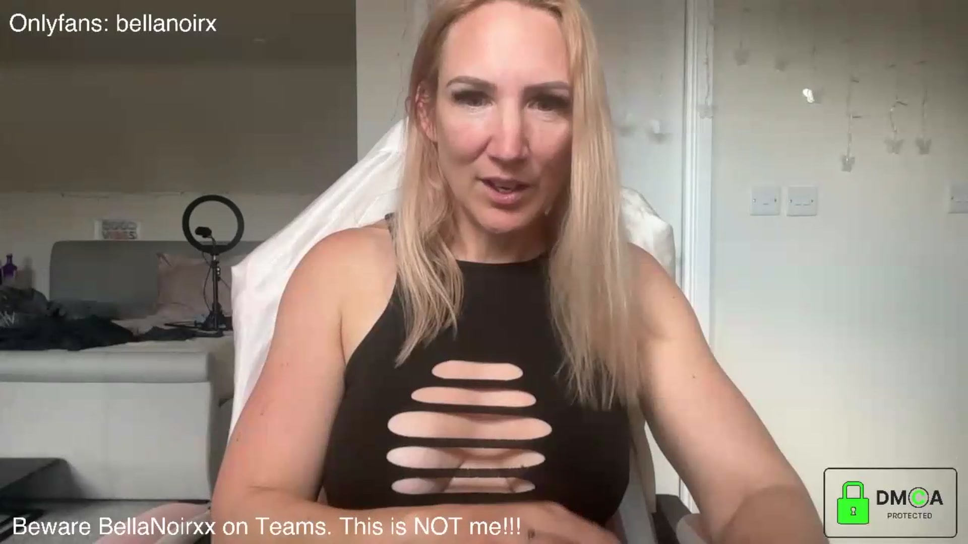 Gallery image thumbnail from Bellanoirxx's myfreecams stream on, 06/20/2026, 11:07 image 7 of 20