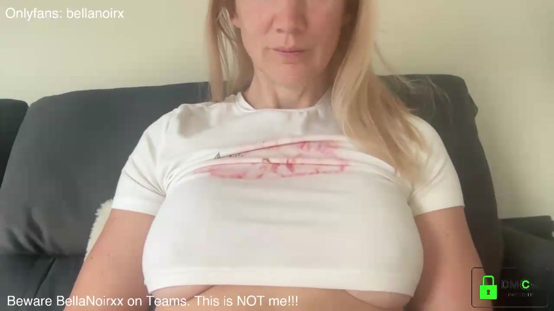 Gallery image thumbnail from Bellanoirxx's myfreecams stream on, 06/21/2026, 10:25 image 12 of 20