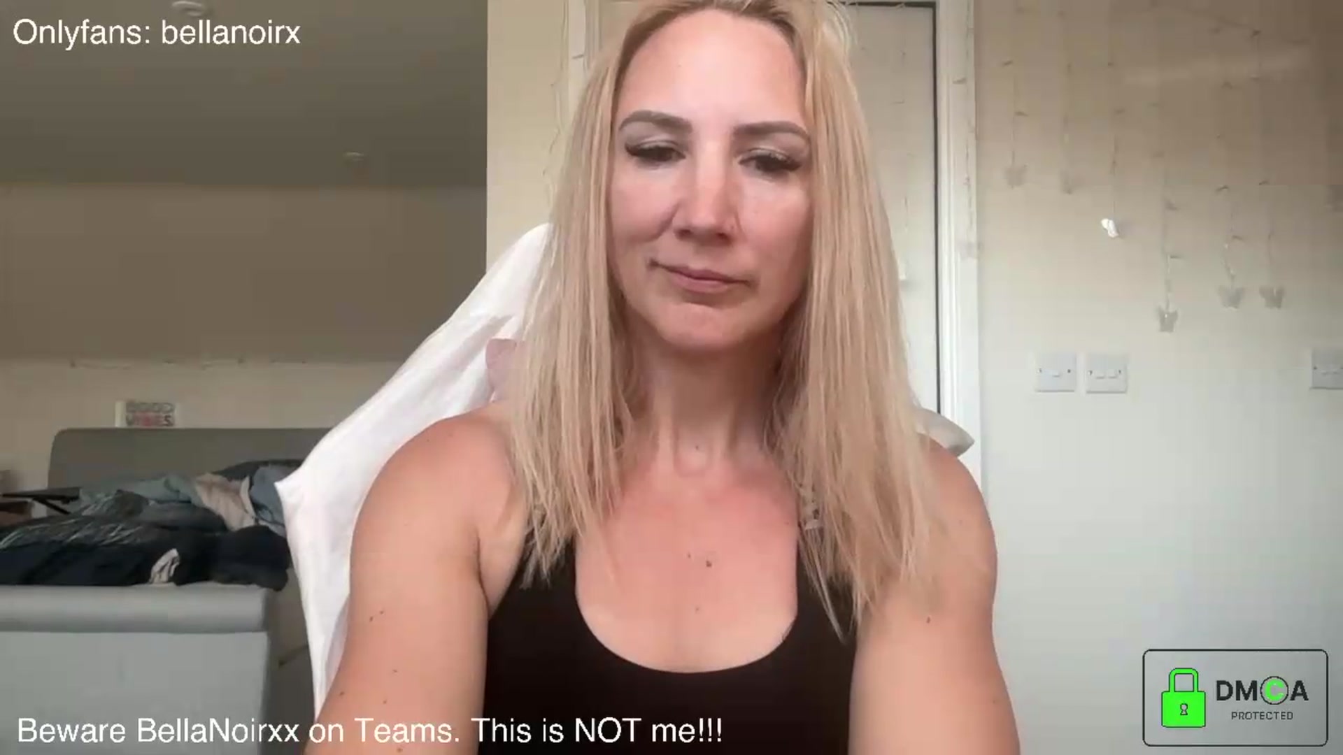 Gallery image thumbnail from Bellanoirxx's myfreecams stream on, 06/22/2026, 10:28 image 10 of 20