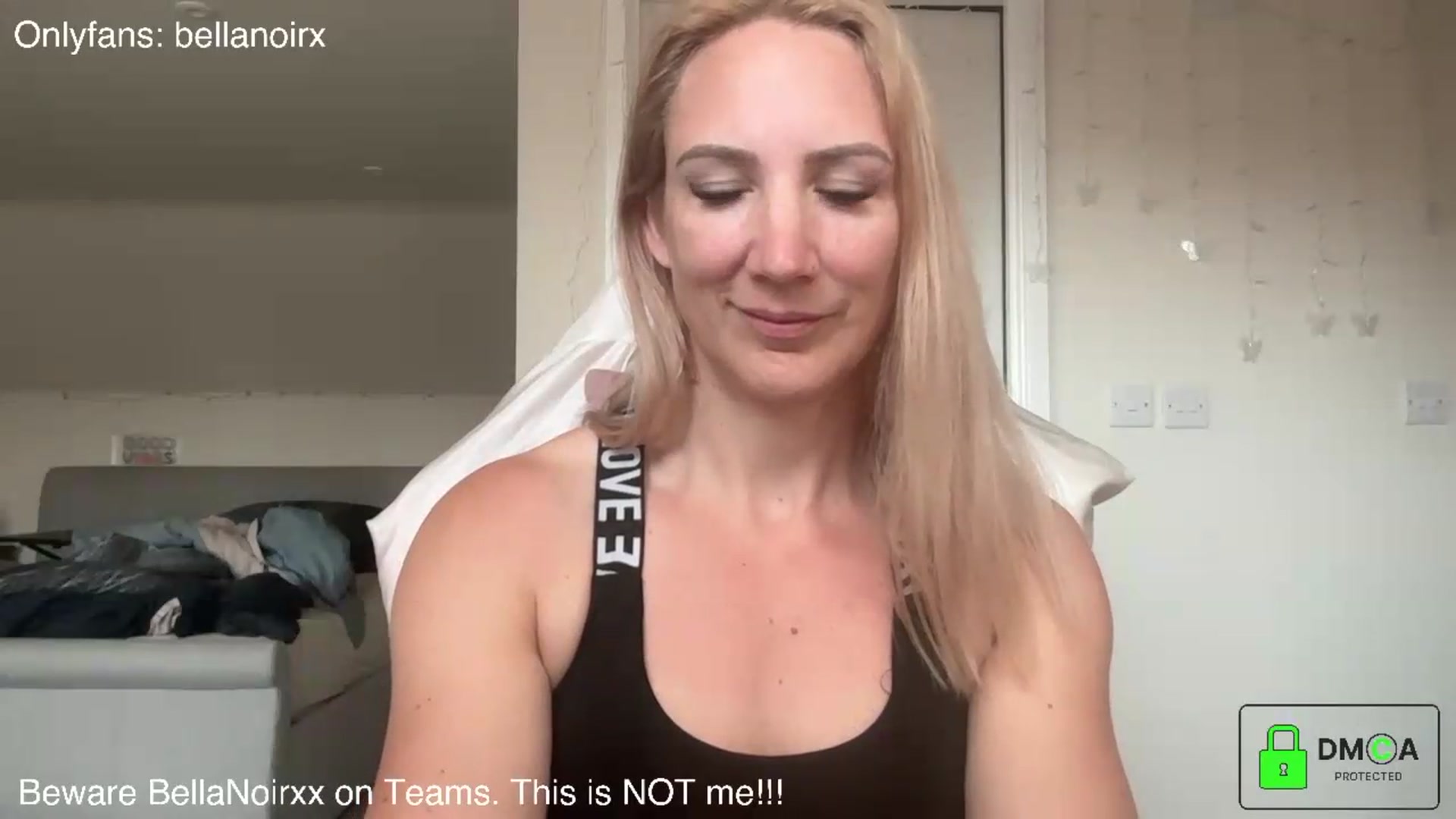 Gallery image thumbnail from Bellanoirxx's myfreecams stream on, 06/22/2026, 10:28 image 6 of 20