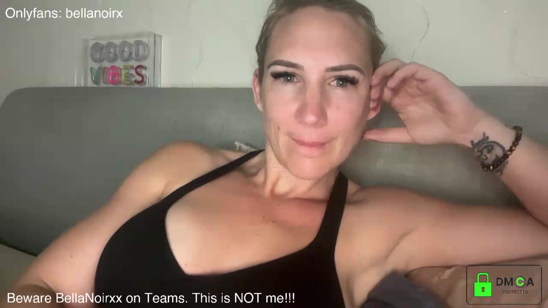 Gallery image thumbnail from Bellanoirxx's myfreecams stream on, 06/26/2026, 03:19 image 11 of 20