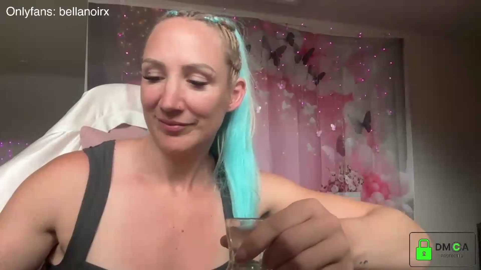 Gallery image thumbnail from Bellanoirxx's myfreecams stream on, 07/01/2026, 12:41 image 3 of 20