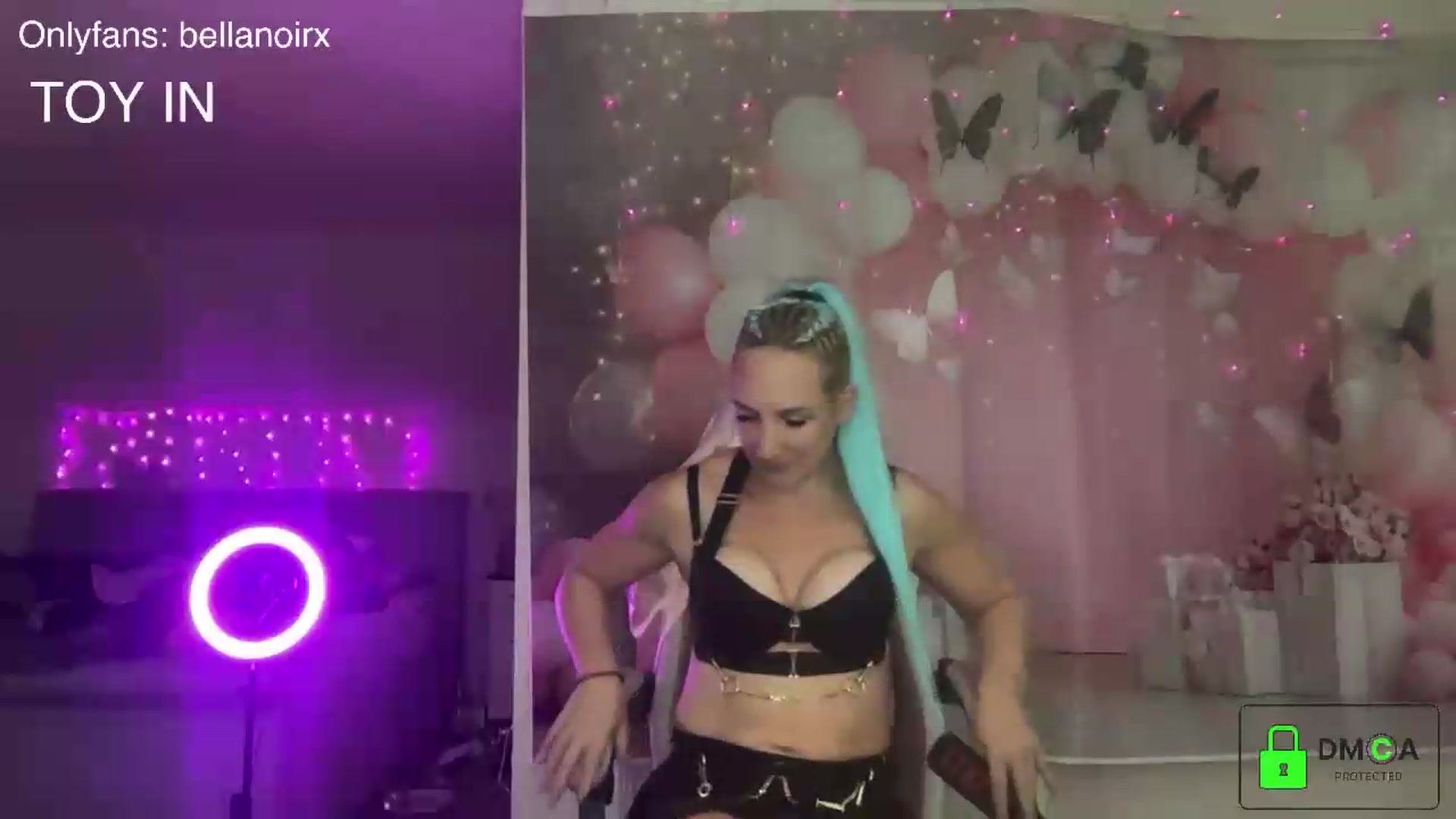 Gallery image thumbnail from Bellanoirxx's myfreecams stream on, 07/05/2026, 21:18 image 4 of 20