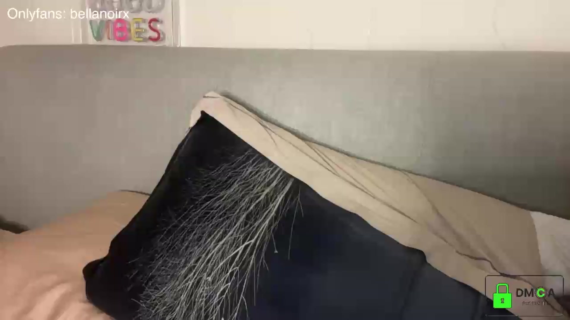 Gallery image thumbnail from Bellanoirxx's myfreecams stream on, 07/07/2026, 24:25 image 3 of 20