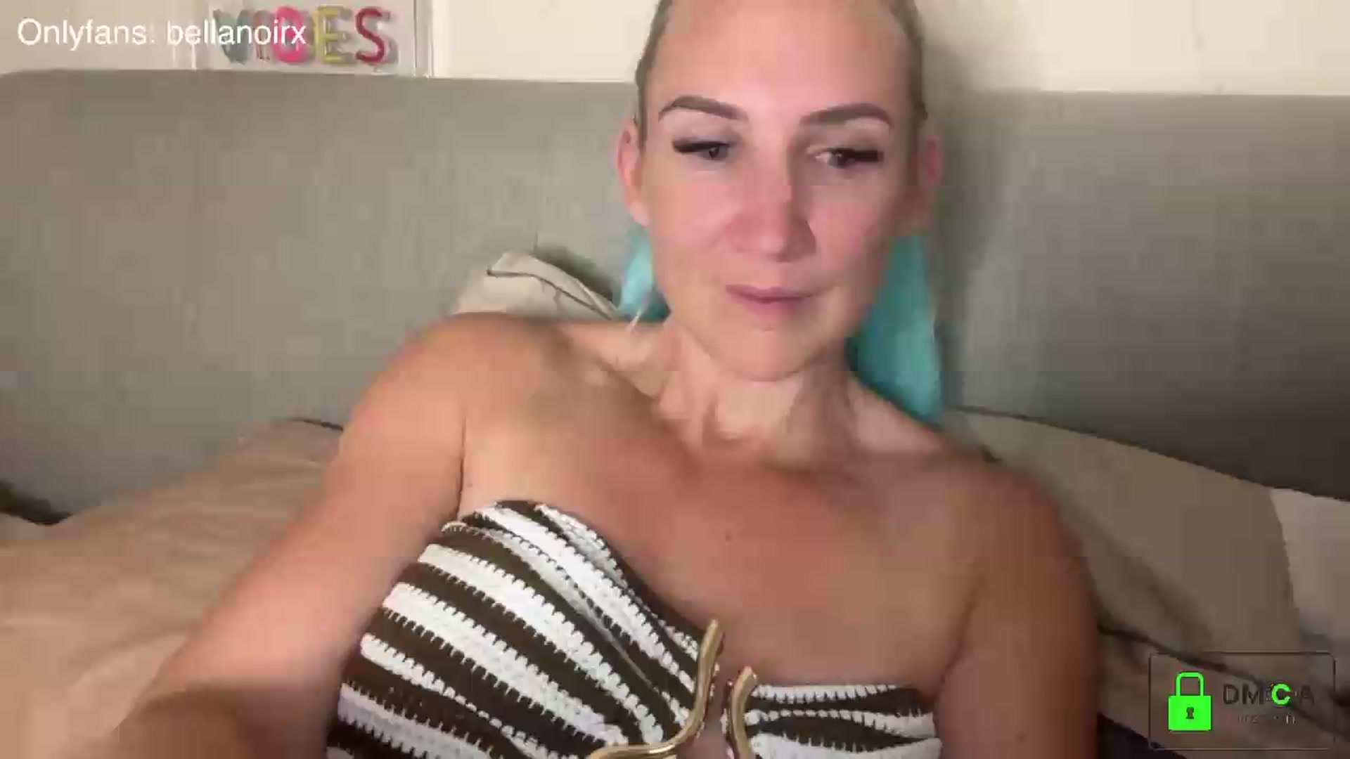 Gallery image thumbnail from Bellanoirxx's myfreecams stream on, 07/07/2026, 24:25 image 1 of 20
