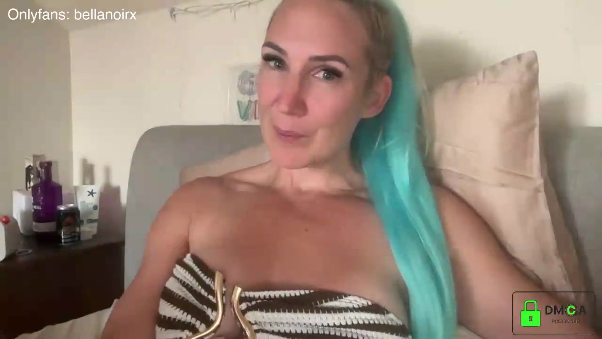 Gallery image thumbnail from Bellanoirxx's myfreecams stream on, 07/07/2026, 06:57 image 15 of 20
