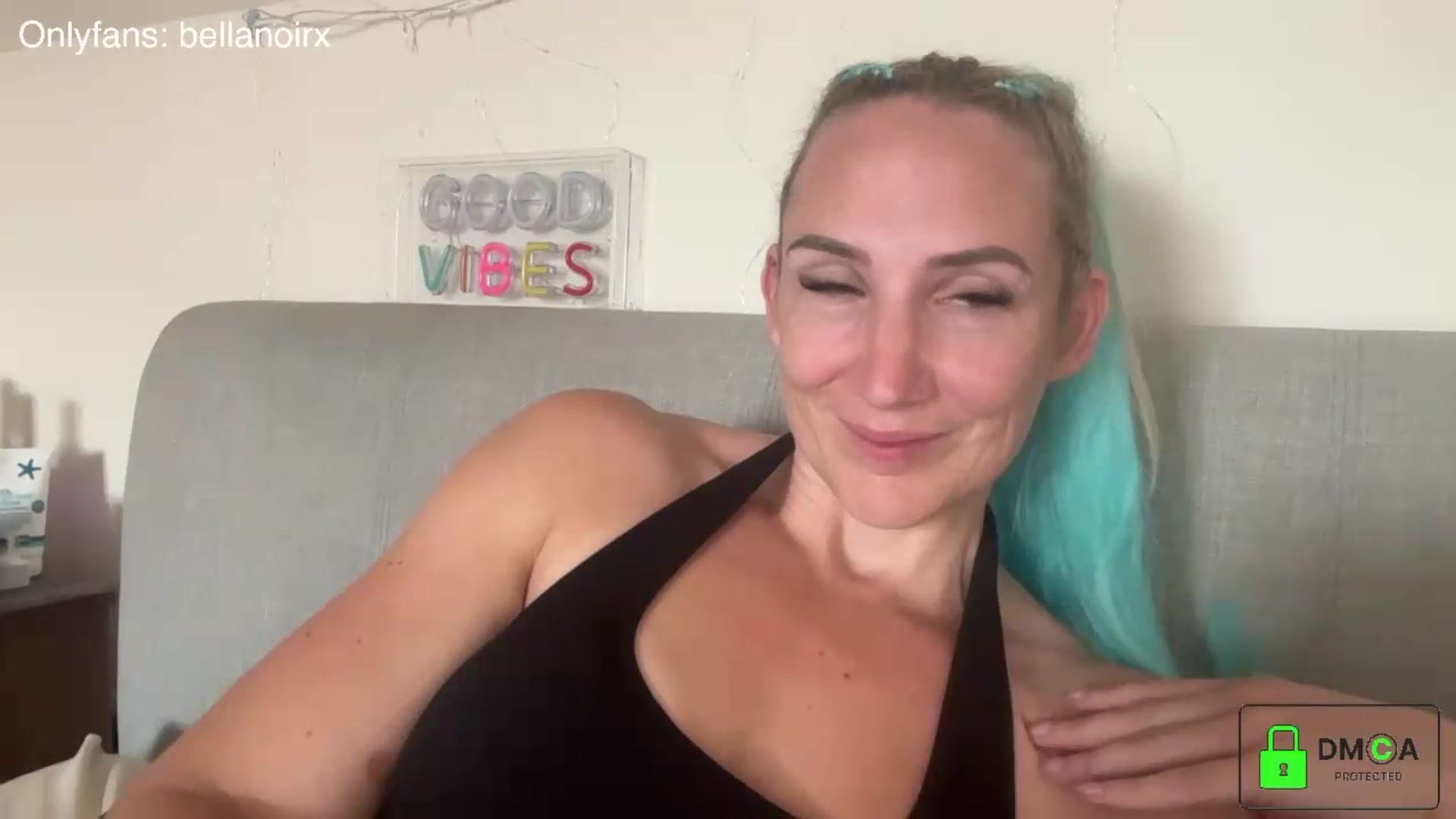 Gallery image thumbnail from Bellanoirxx's myfreecams stream on, 07/07/2026, 08:37 image 11 of 20