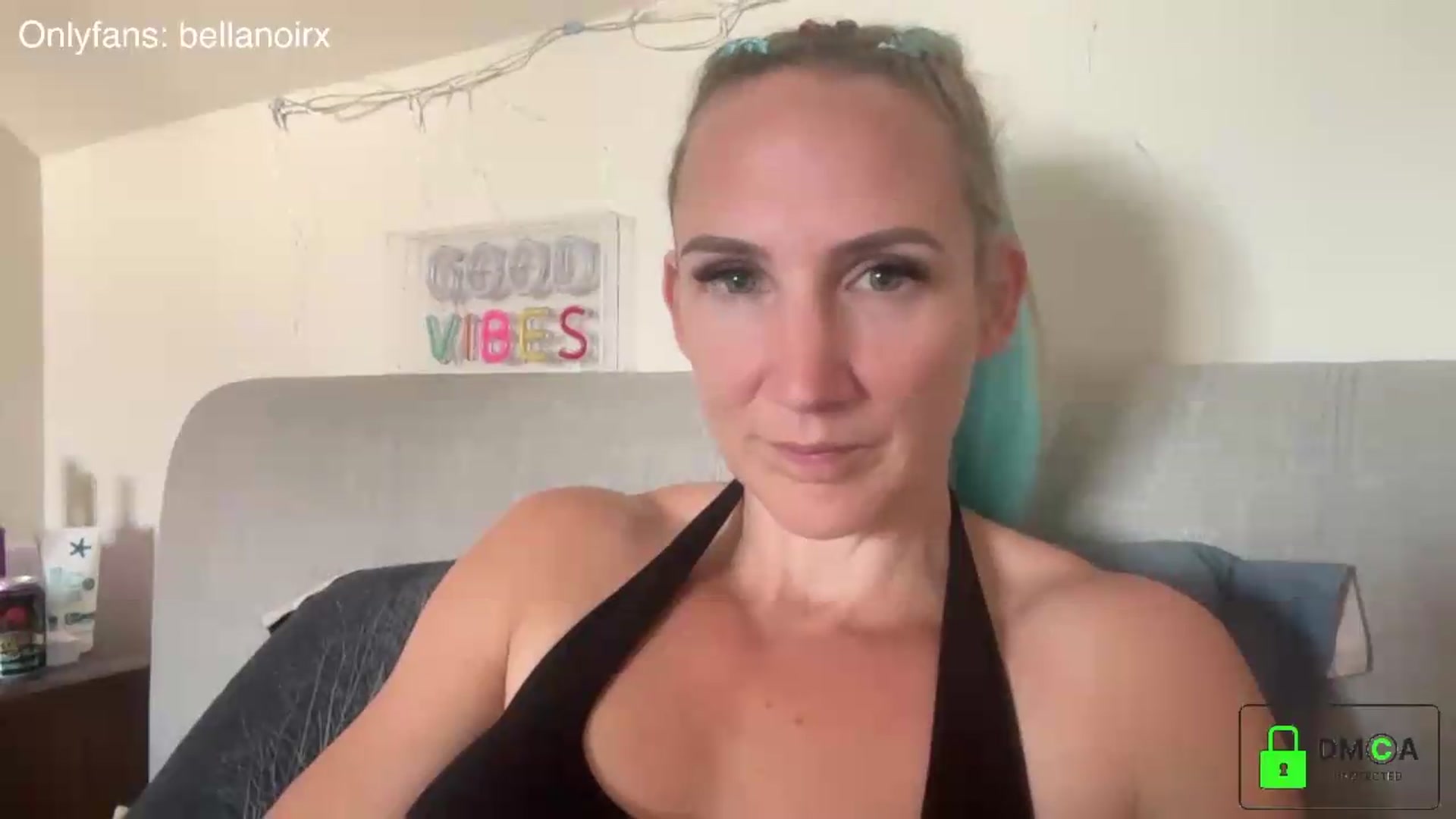 Gallery image thumbnail from Bellanoirxx's myfreecams stream on, 07/07/2026, 13:15 image 12 of 20