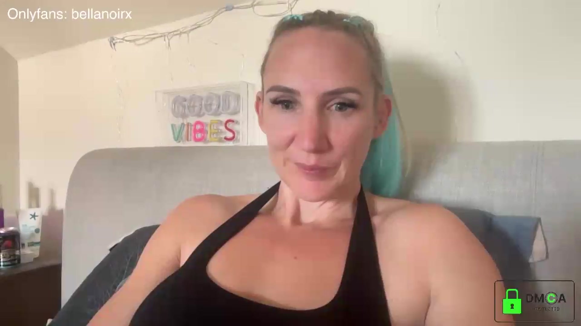 Gallery image thumbnail from Bellanoirxx's myfreecams stream on, 07/07/2026, 13:15 image 6 of 20
