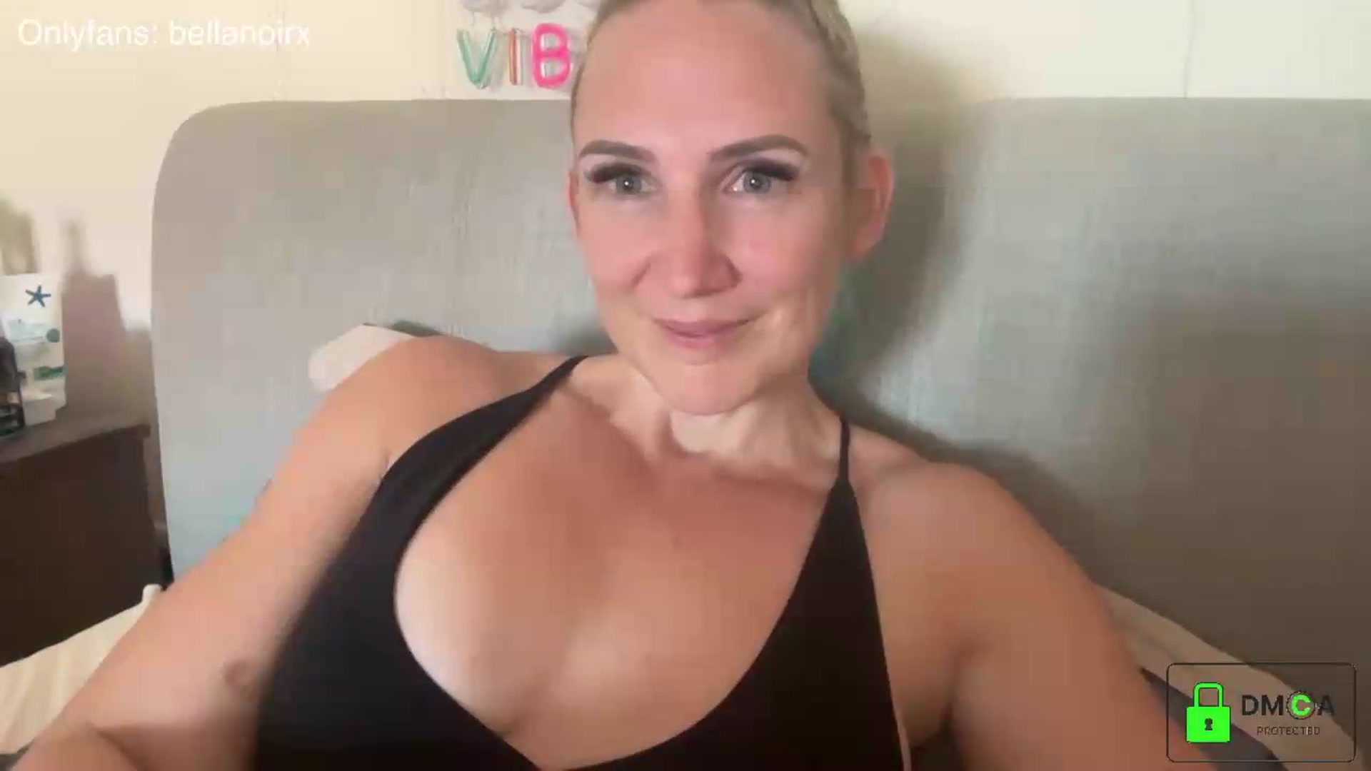 Gallery image thumbnail from Bellanoirxx's myfreecams stream on, 07/08/2026, 15:20 image 7 of 20