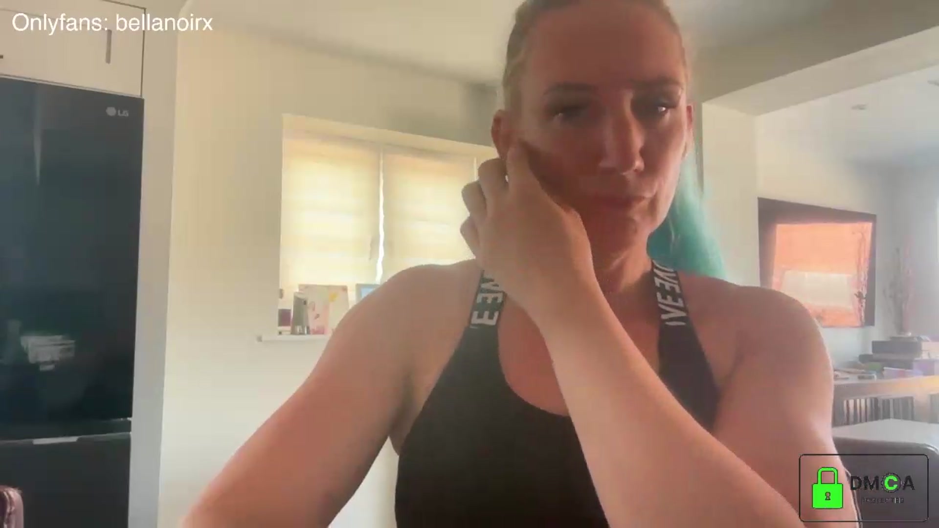 Gallery image thumbnail from Bellanoirxx's myfreecams stream on, 07/09/2026, 11:03 image 14 of 20