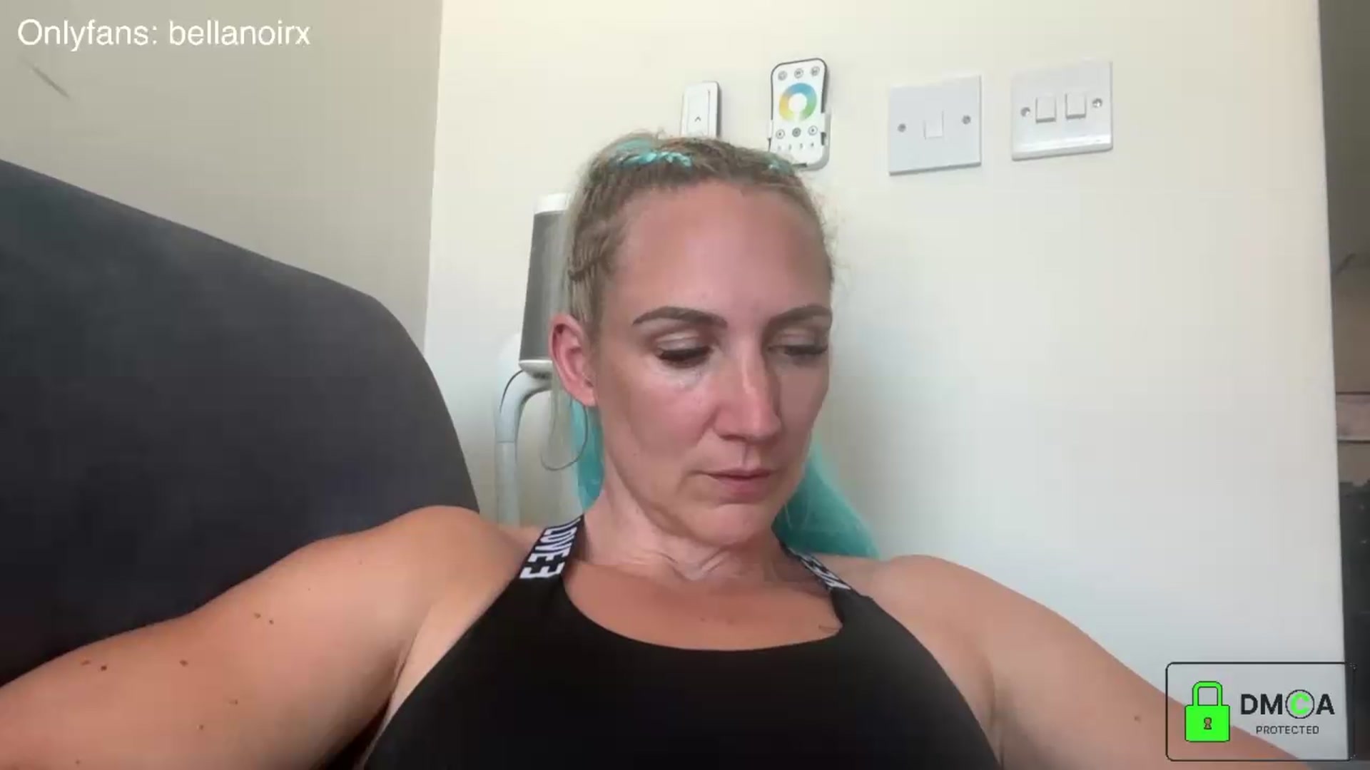 Gallery image thumbnail from Bellanoirxx's myfreecams stream on, 07/09/2026, 13:27 image 8 of 20