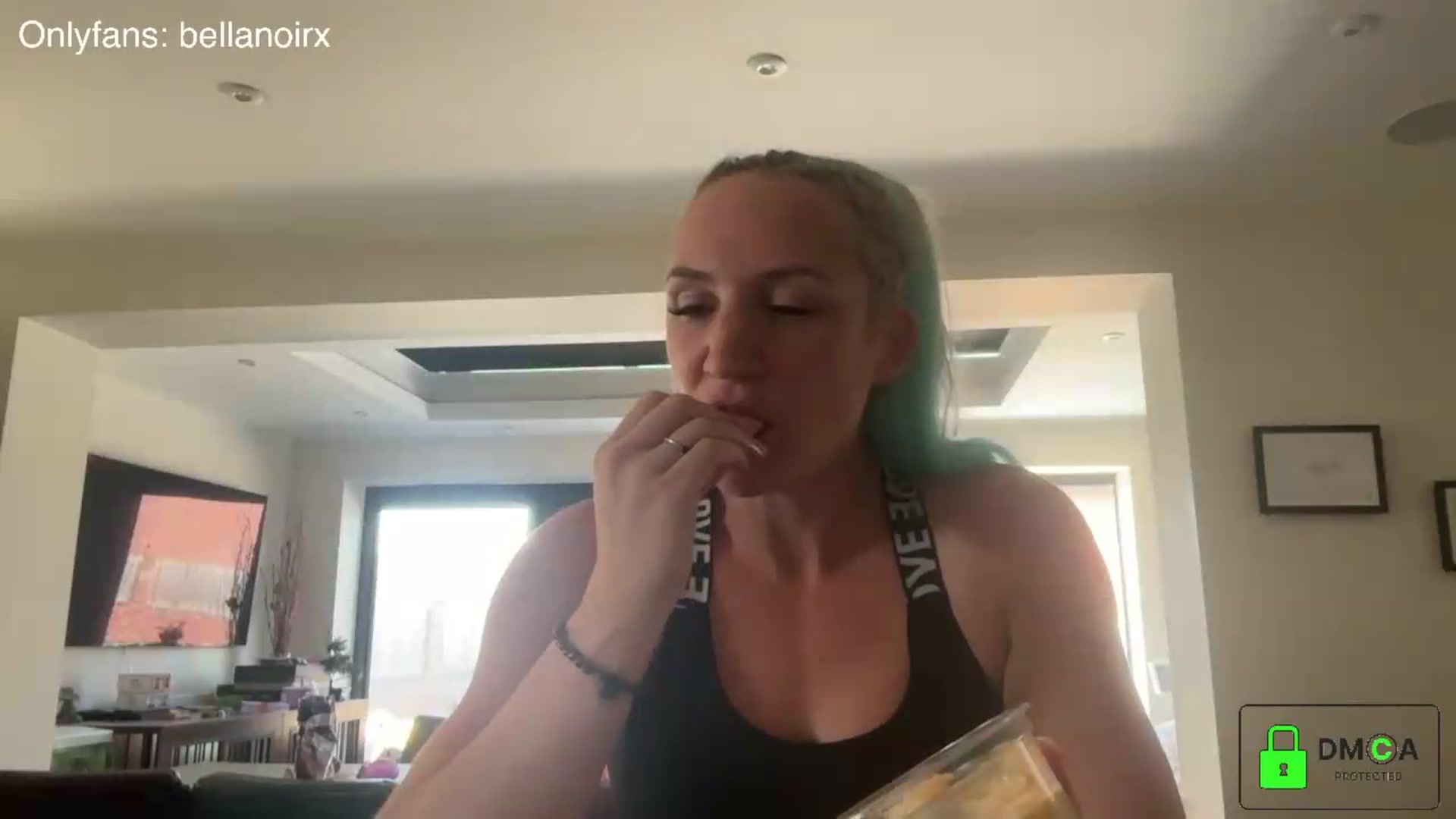 Gallery image thumbnail from Bellanoirxx's myfreecams stream on, 07/09/2026, 13:27 image 19 of 20