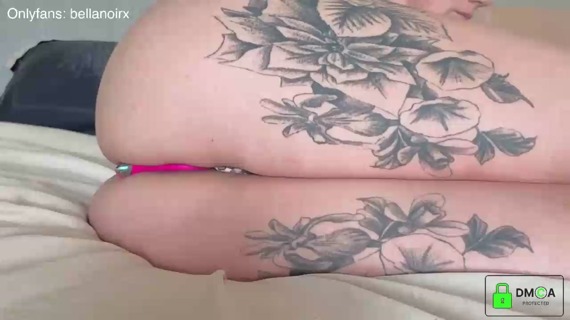 Gallery image thumbnail from Bellanoirxx's myfreecams stream on, 07/10/2026, 06:31 image 16 of 20
