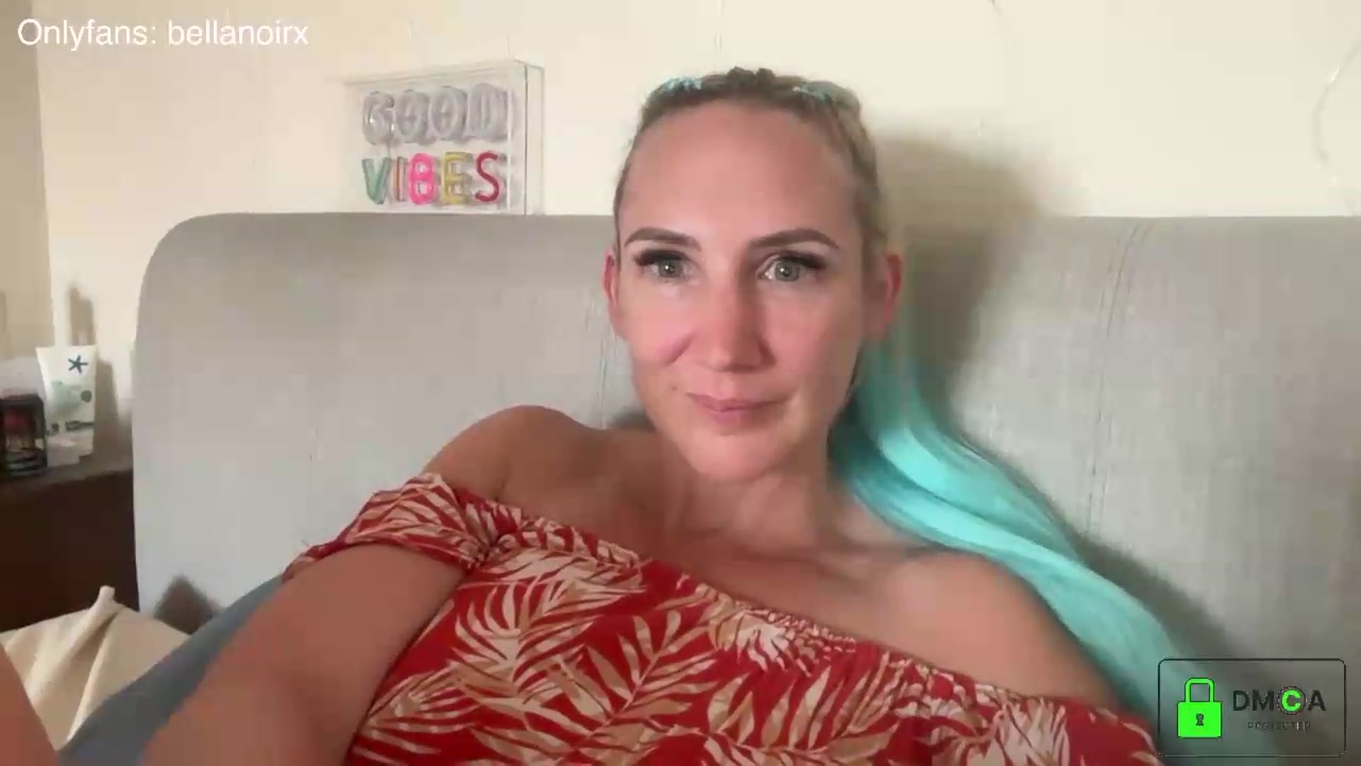Gallery image thumbnail from Bellanoirxx's myfreecams stream on, 07/10/2026, 10:57 image 12 of 20