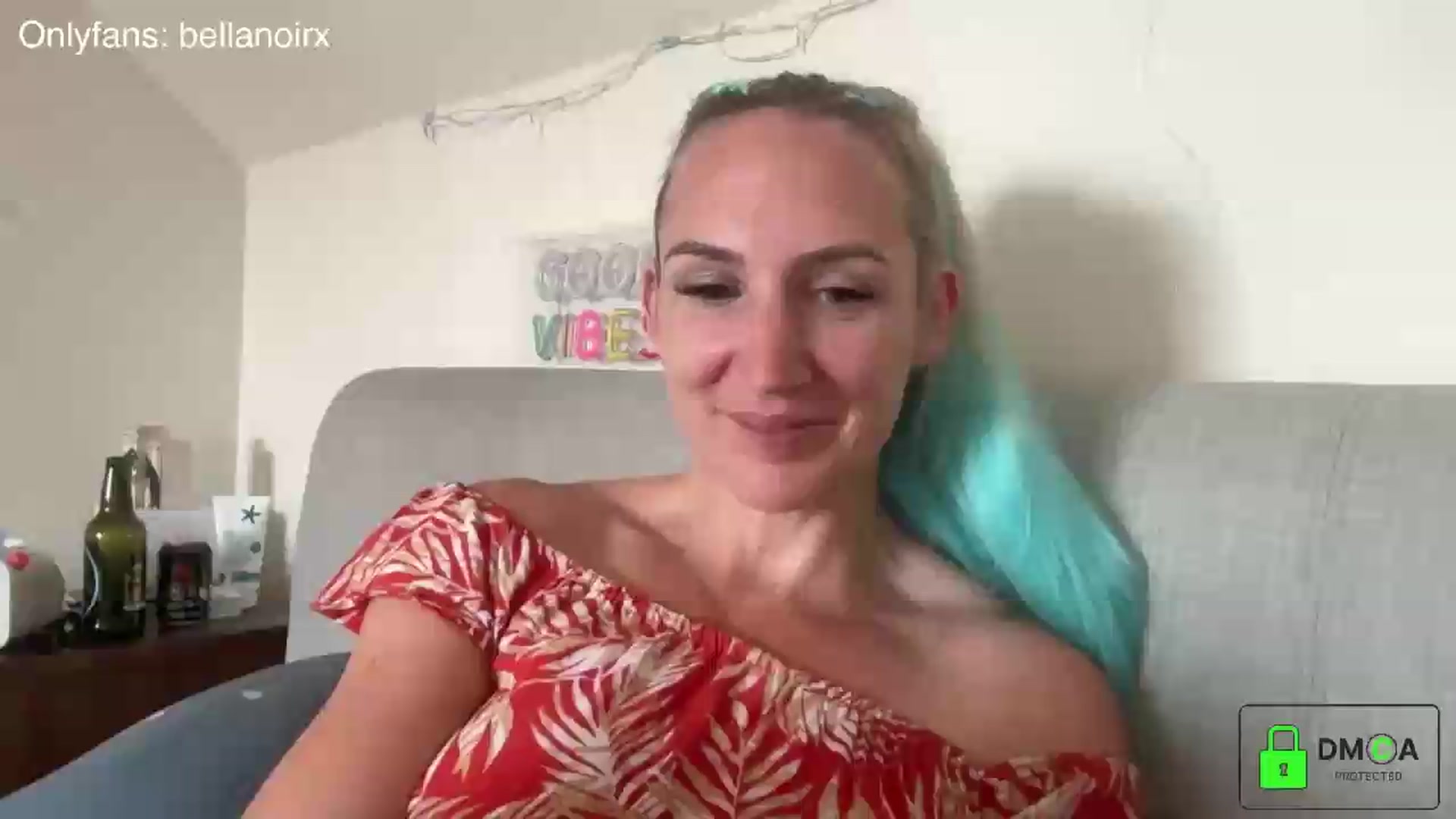 Gallery image thumbnail from Bellanoirxx's myfreecams stream on, 07/10/2026, 10:57 image 1 of 20