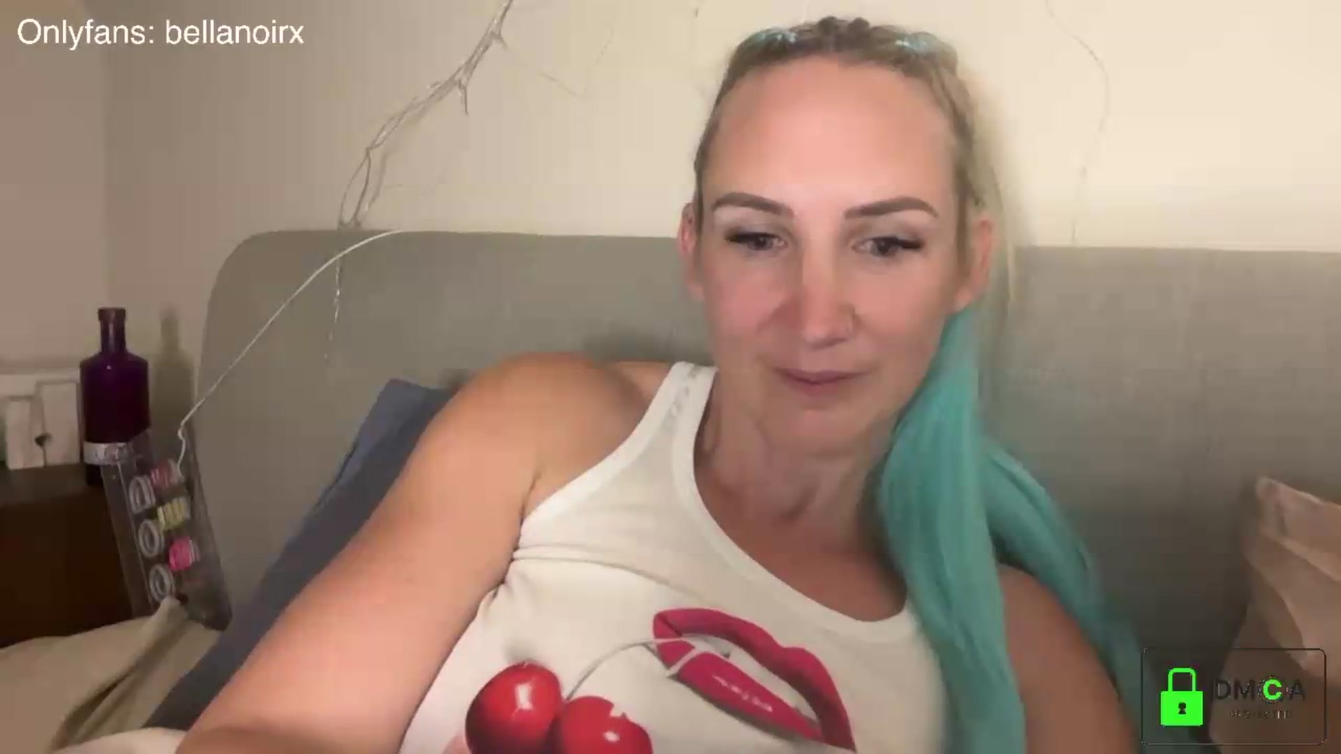Gallery image thumbnail from Bellanoirxx's myfreecams stream on, 07/12/2026, 24:36 image 19 of 20