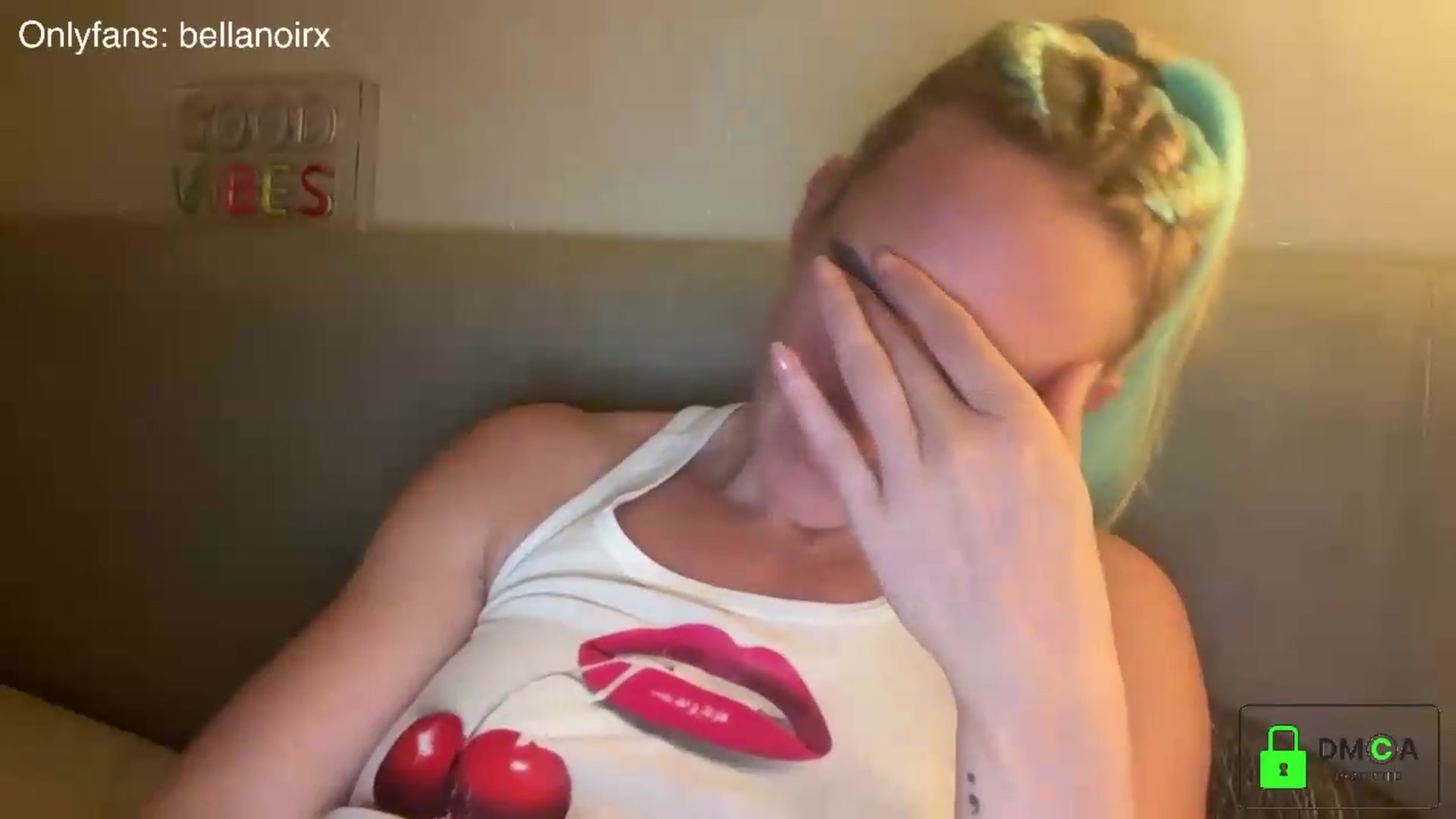 Gallery image thumbnail from Bellanoirxx's myfreecams stream on, 07/12/2026, 23:08 image 6 of 20