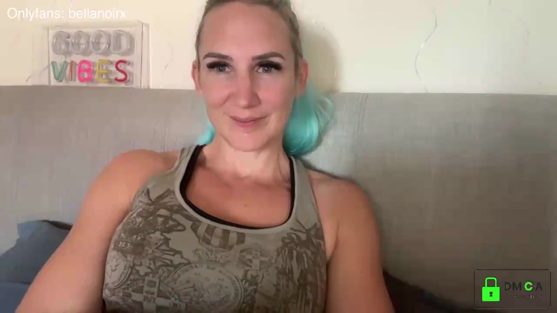 Gallery image thumbnail from Bellanoirxx's myfreecams stream on, 07/15/2026, 13:12 image 16 of 20