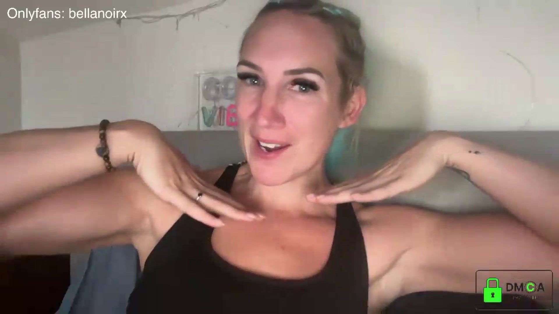 Gallery image thumbnail from Bellanoirxx's myfreecams stream on, 07/16/2026, 07:09 image 12 of 20