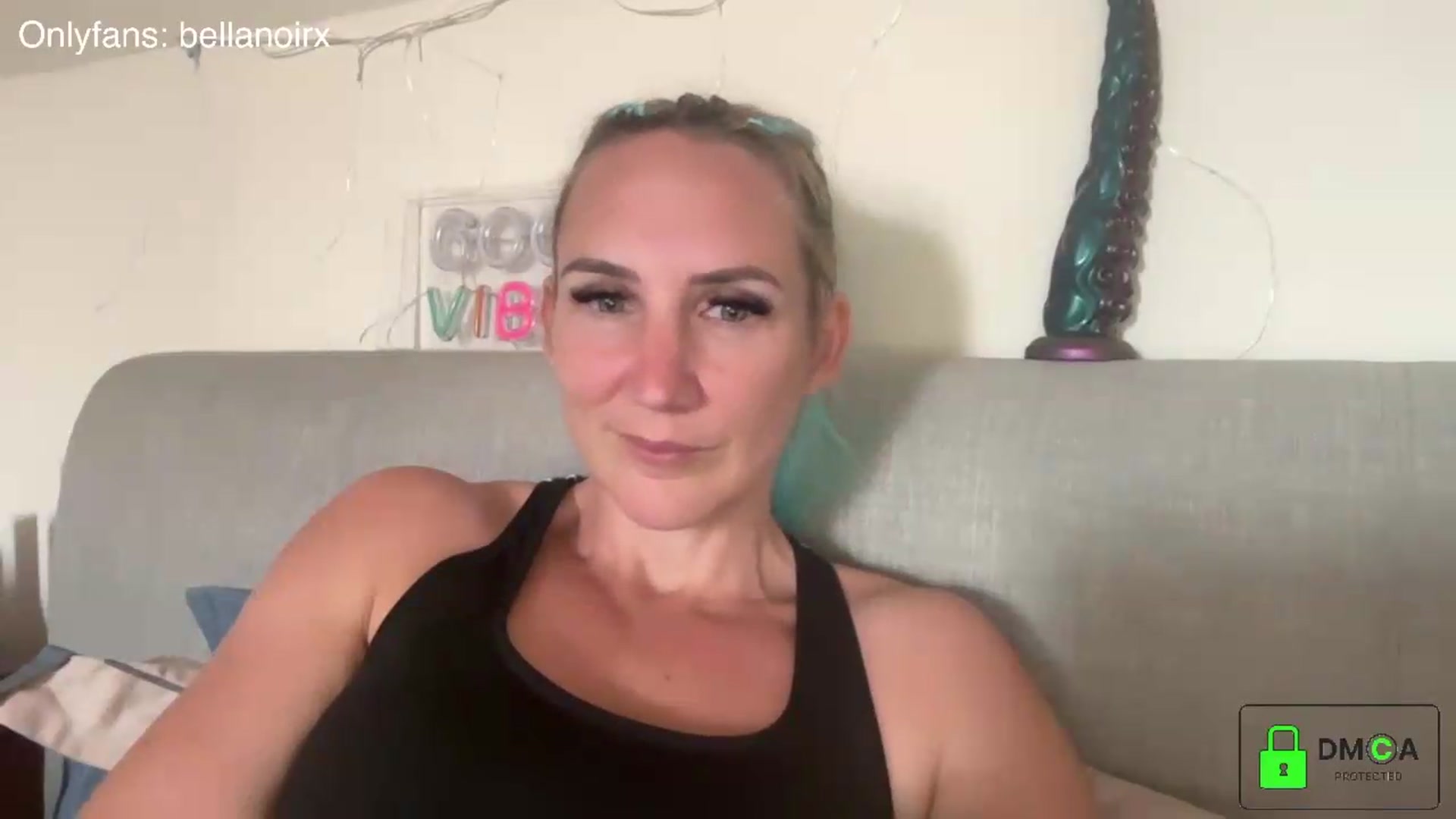 Gallery image thumbnail from Bellanoirxx's myfreecams stream on, 07/16/2026, 12:06 image 7 of 20