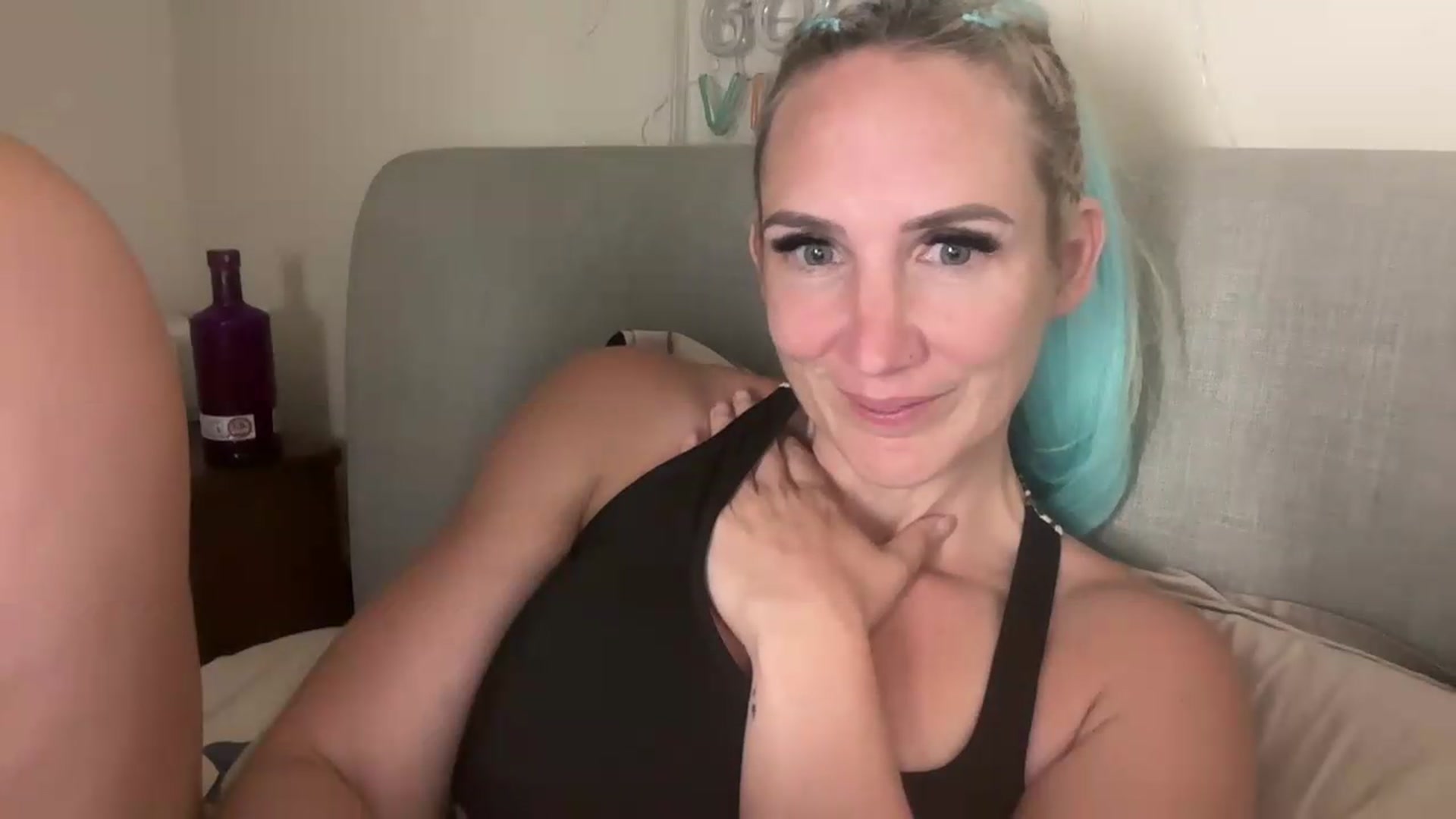 Gallery image thumbnail from Bellanoirxx's myfreecams stream on, 07/16/2026, 22:46 image 12 of 20