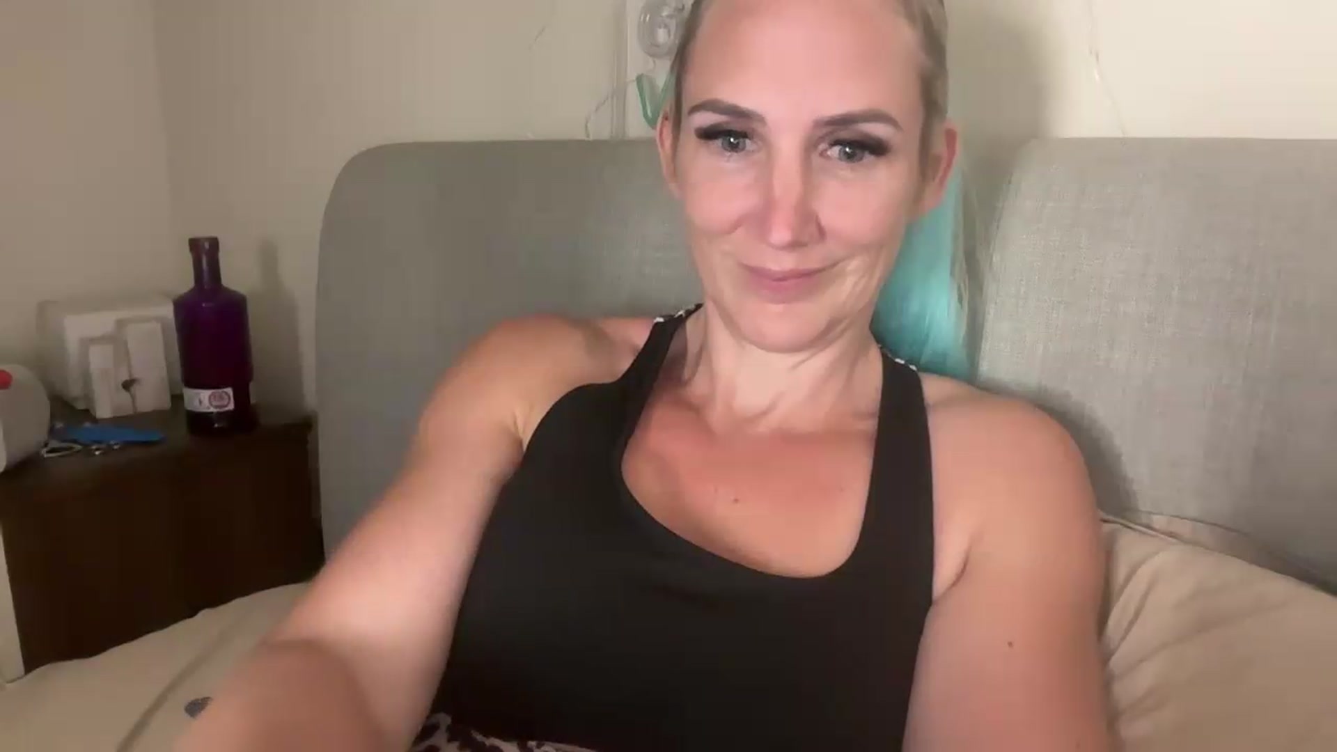Gallery image thumbnail from Bellanoirxx's myfreecams stream on, 07/16/2026, 22:46 image 20 of 20