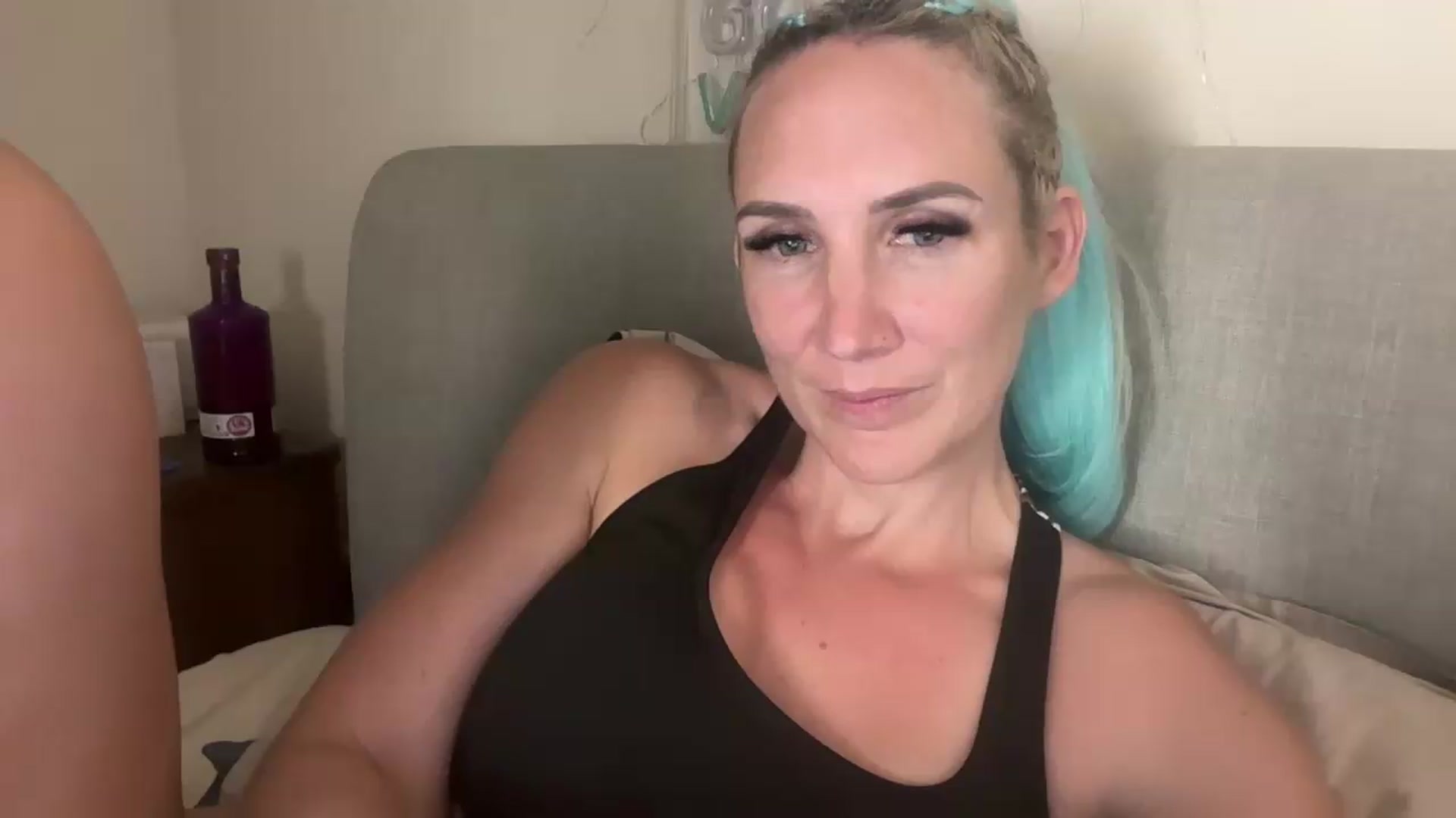 Gallery image thumbnail from Bellanoirxx's myfreecams stream on, 07/16/2026, 22:46 image 7 of 20