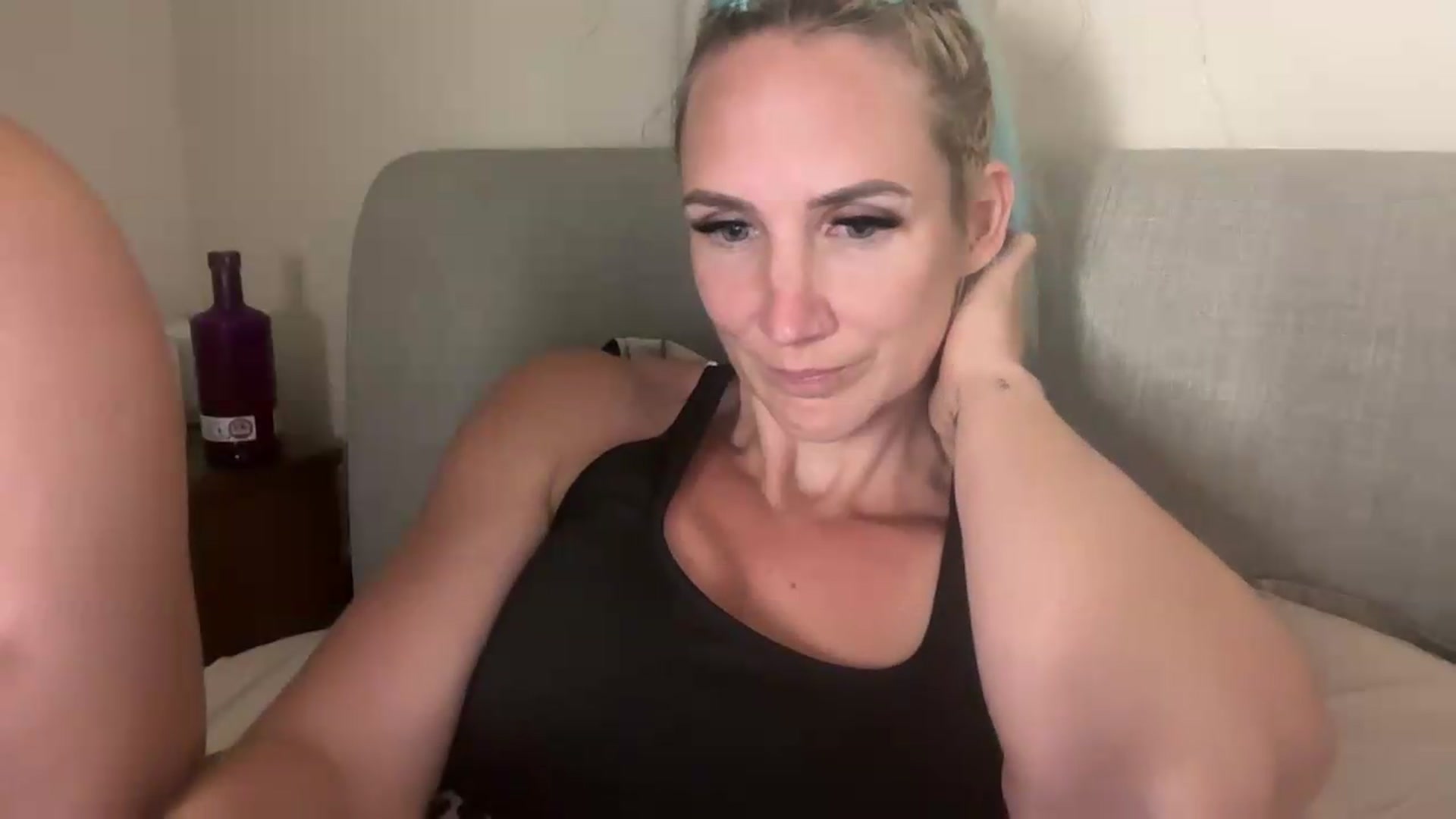 Gallery image thumbnail from Bellanoirxx's myfreecams stream on, 07/16/2026, 22:46 image 17 of 20