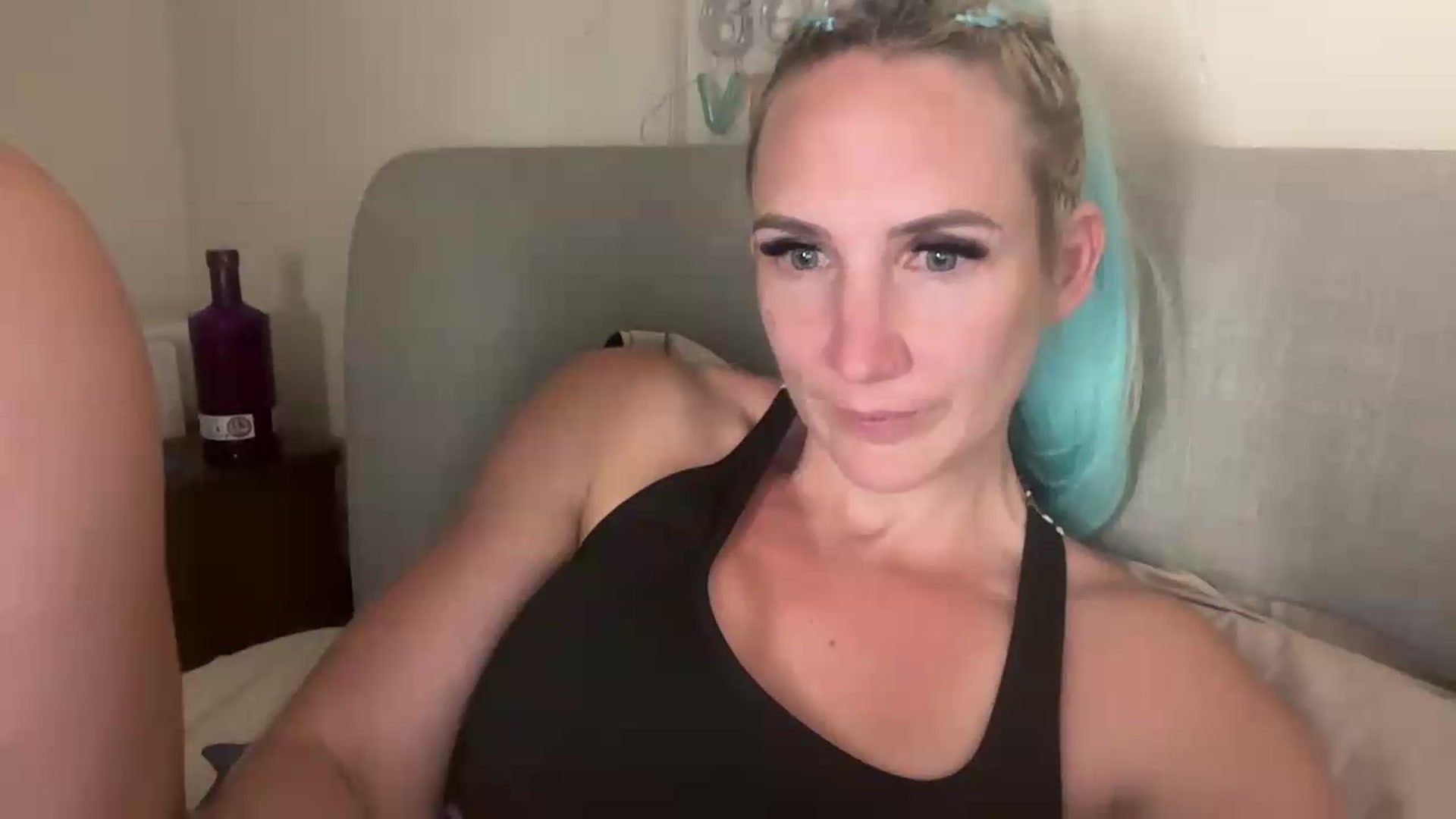 Gallery image thumbnail from Bellanoirxx's myfreecams stream on, 07/16/2026, 22:46 image 8 of 20