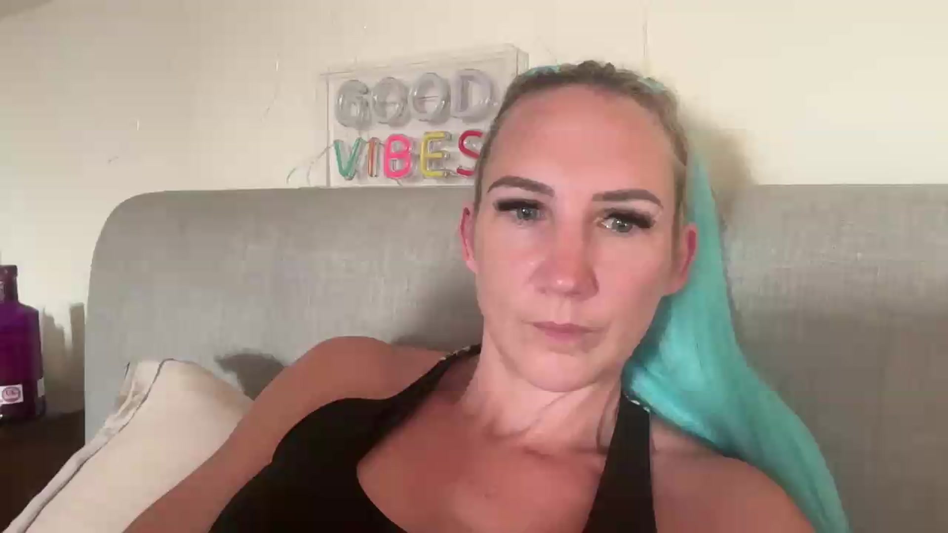 Gallery image thumbnail from Bellanoirxx's myfreecams stream on, 07/17/2026, 07:04 image 1 of 20
