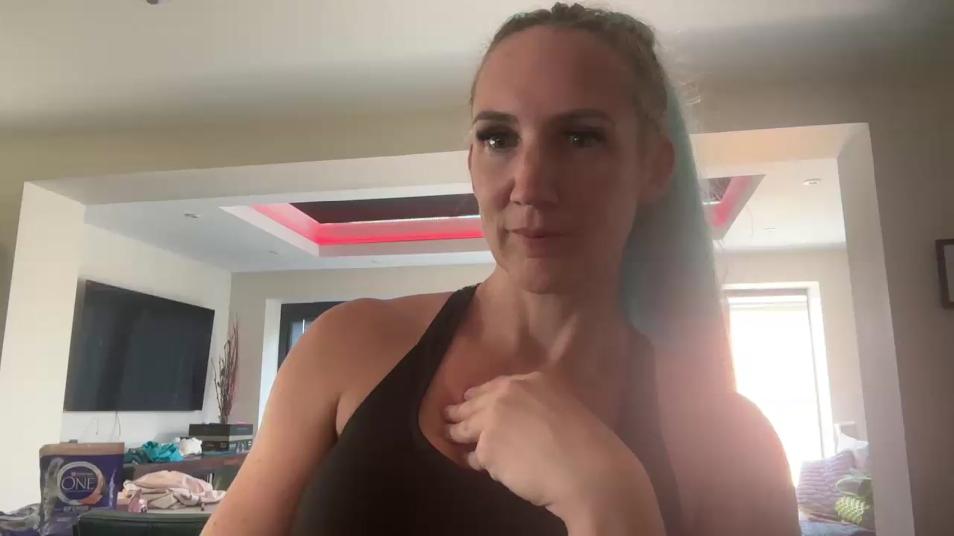 Gallery image thumbnail from Bellanoirxx's myfreecams stream on, 07/17/2026, 12:42 image 8 of 20